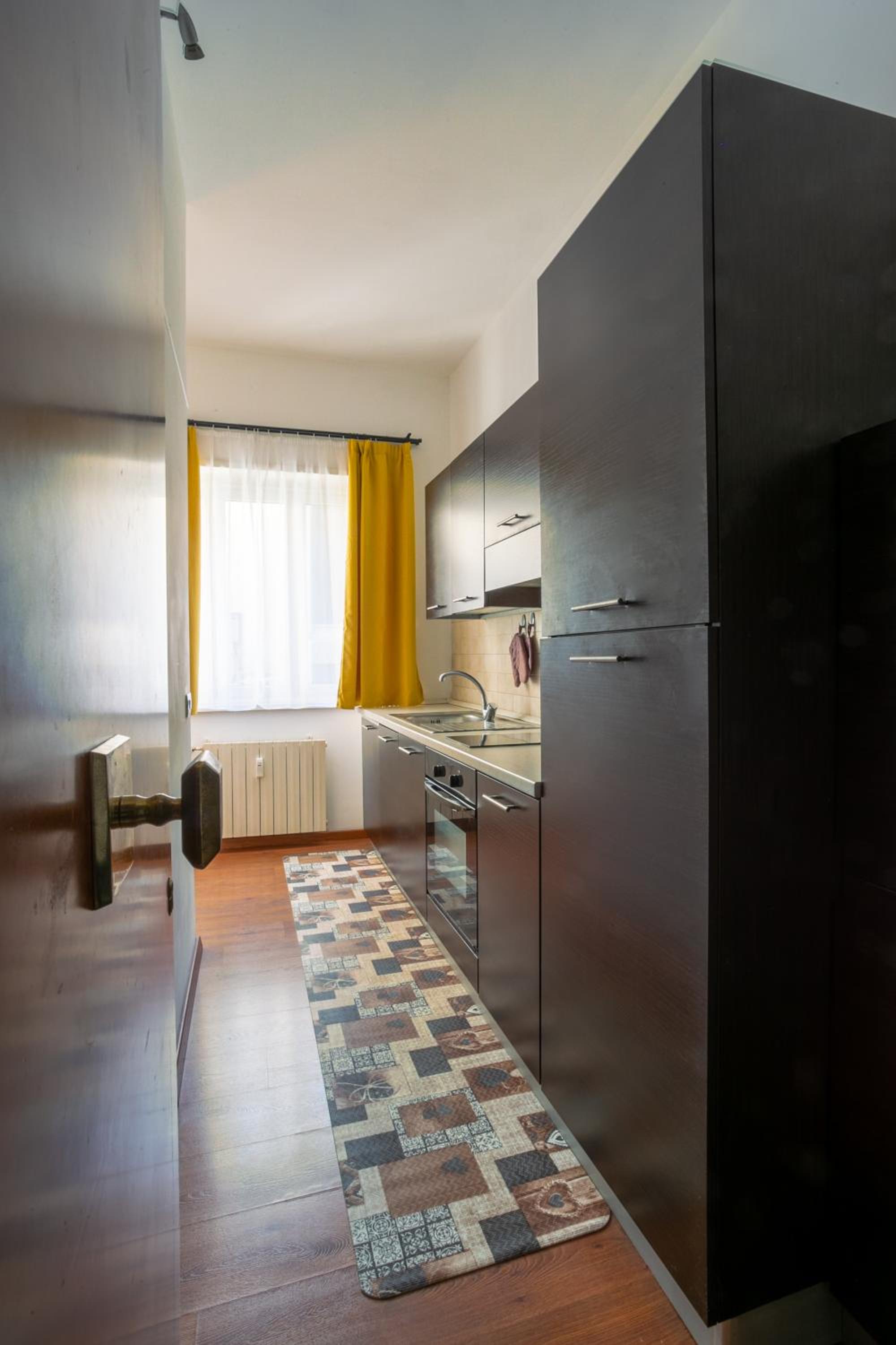 Studio Apartment photo 3