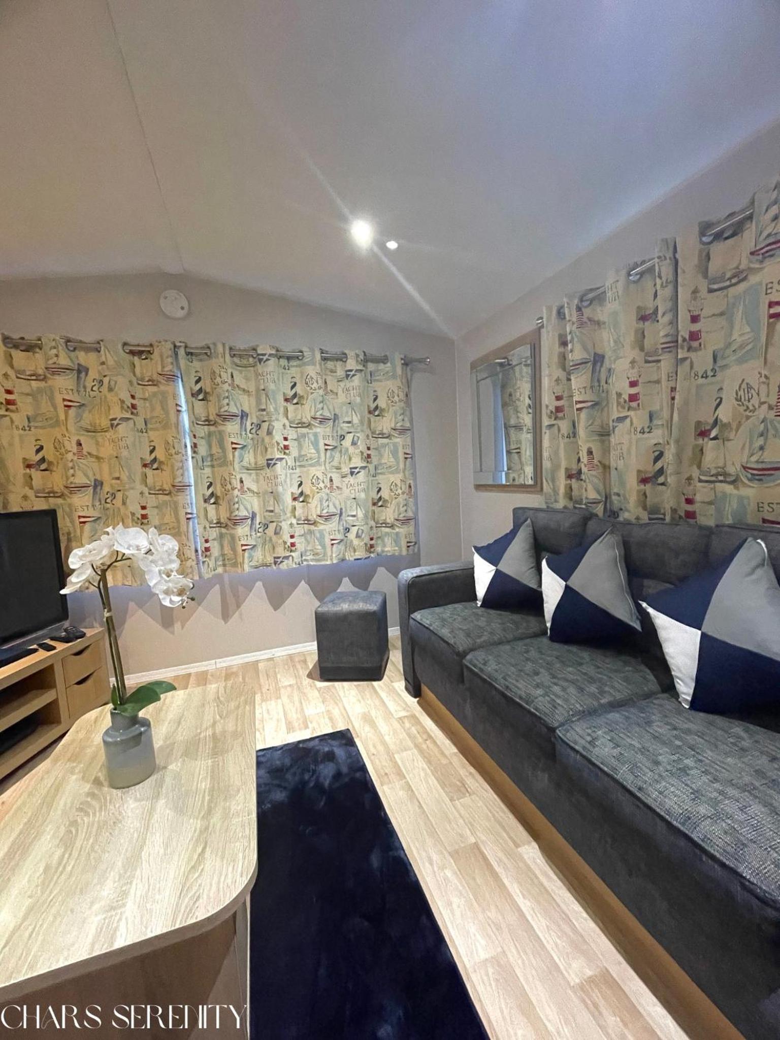 Two-Bedroom House photo 2