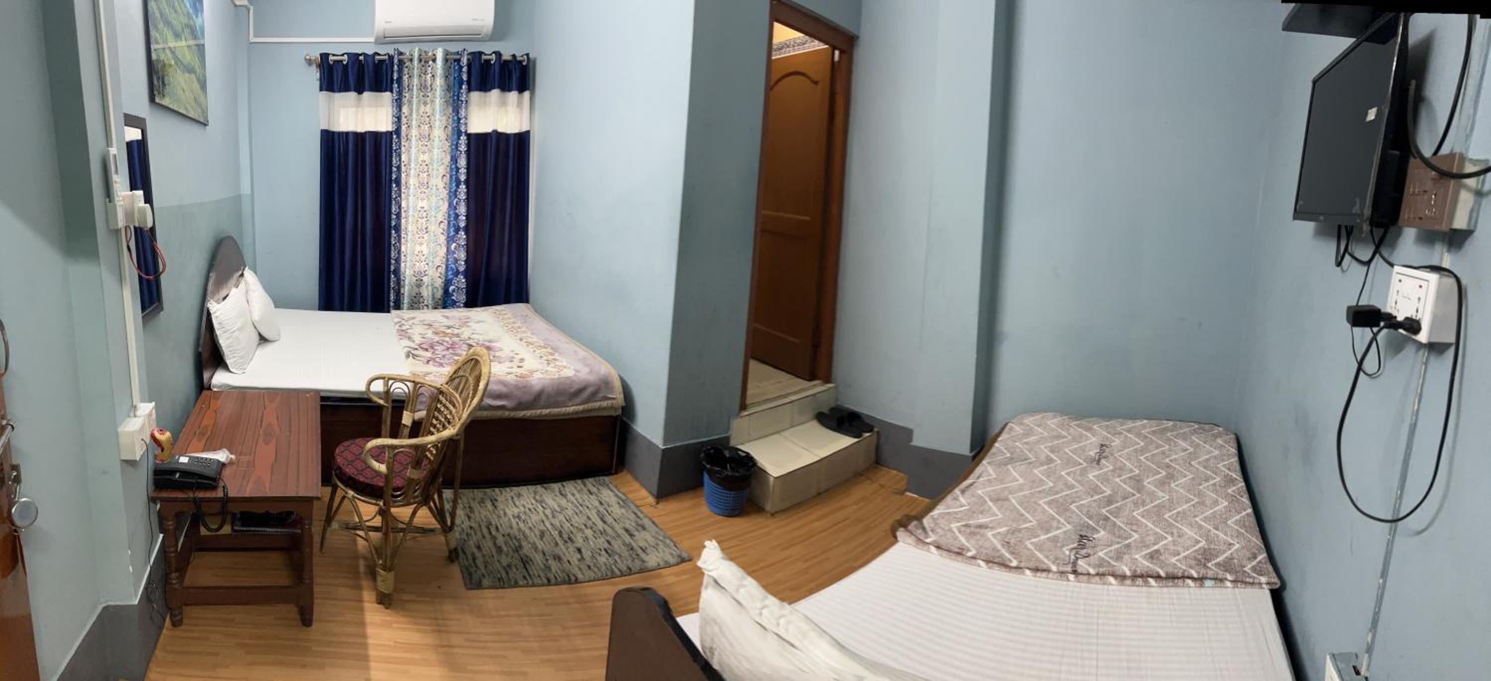 Deluxe Family Room photo 1