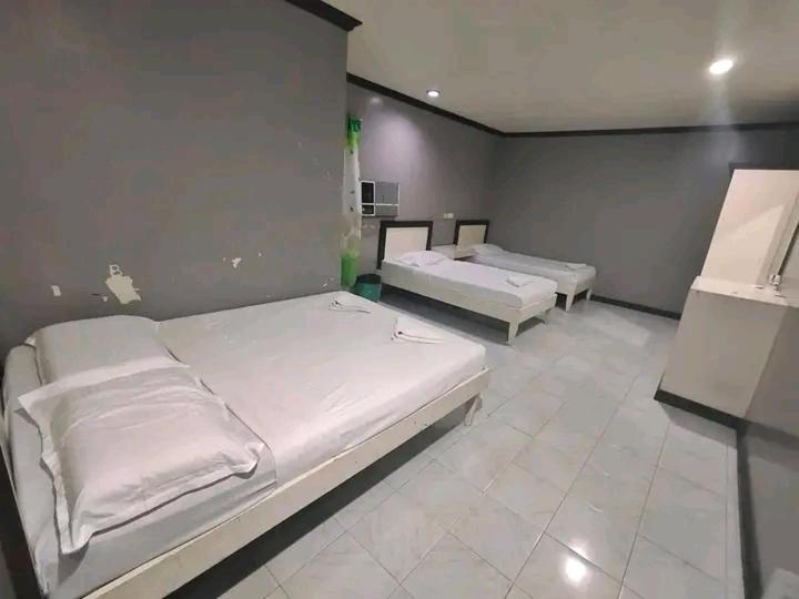 Deluxe Family Room - Photo 1