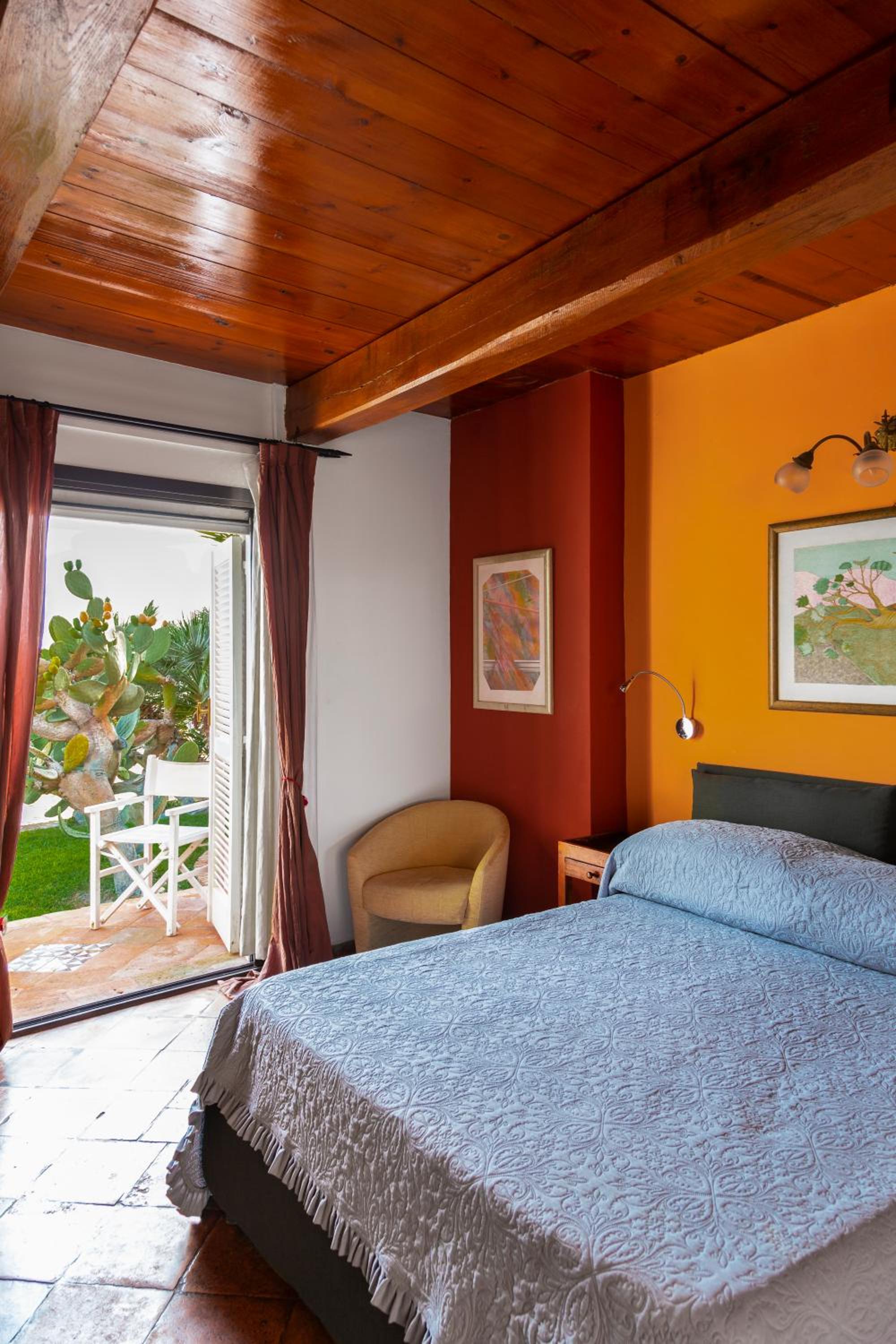 Superior Double Room - Photo 2