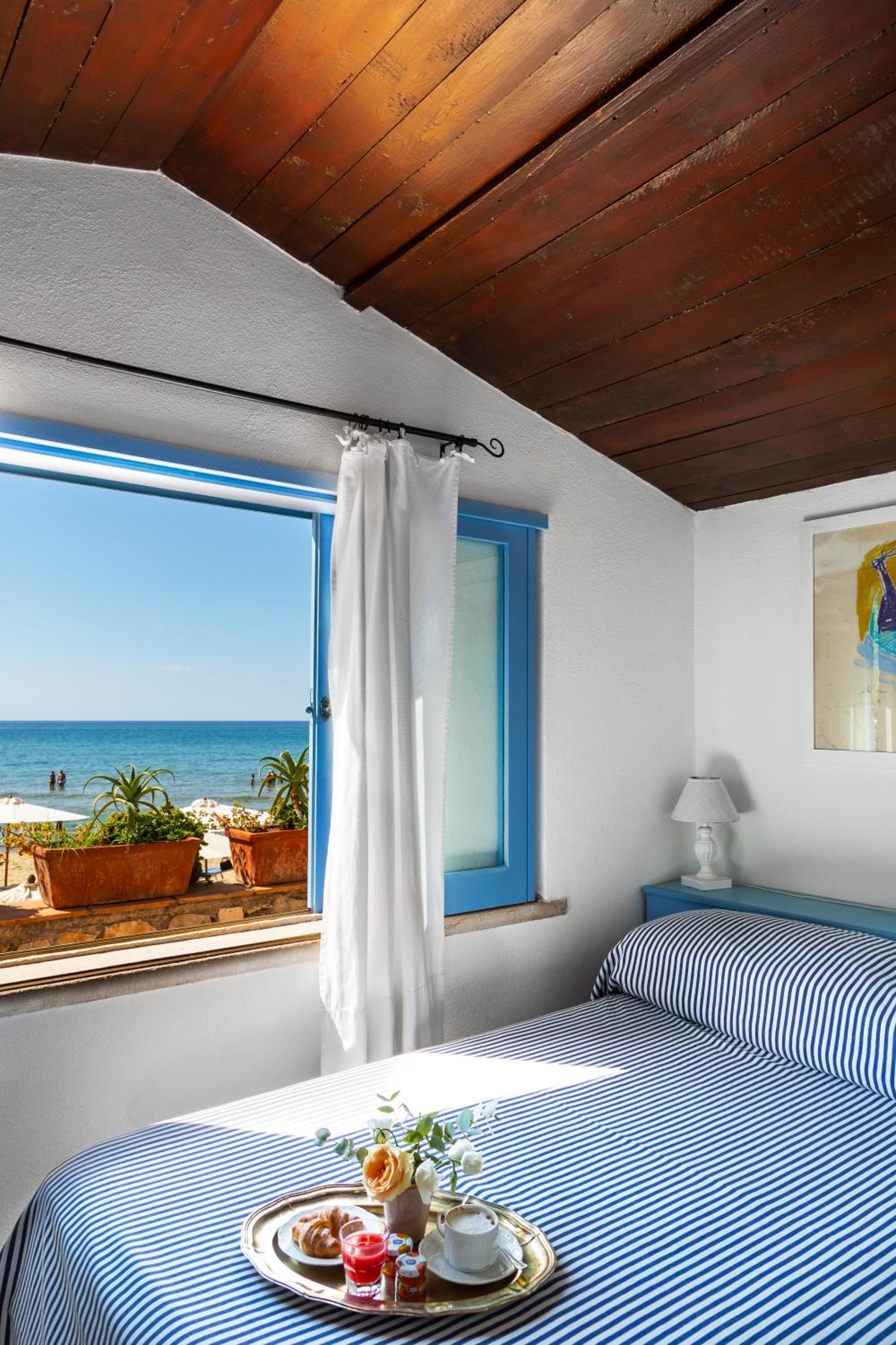 Standard Double Room - Photo 1
