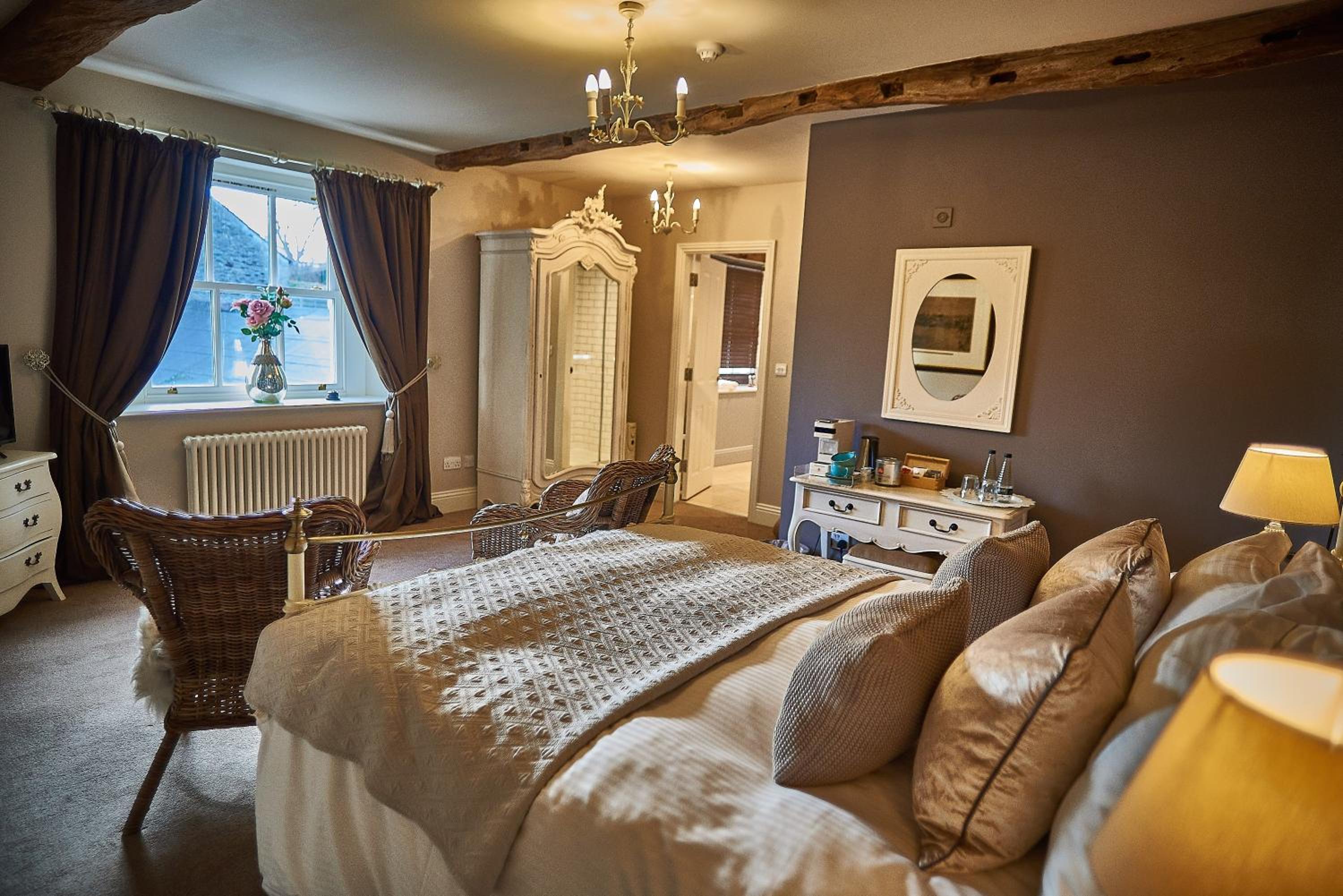 King Room - Pet Friendly - Photo 3