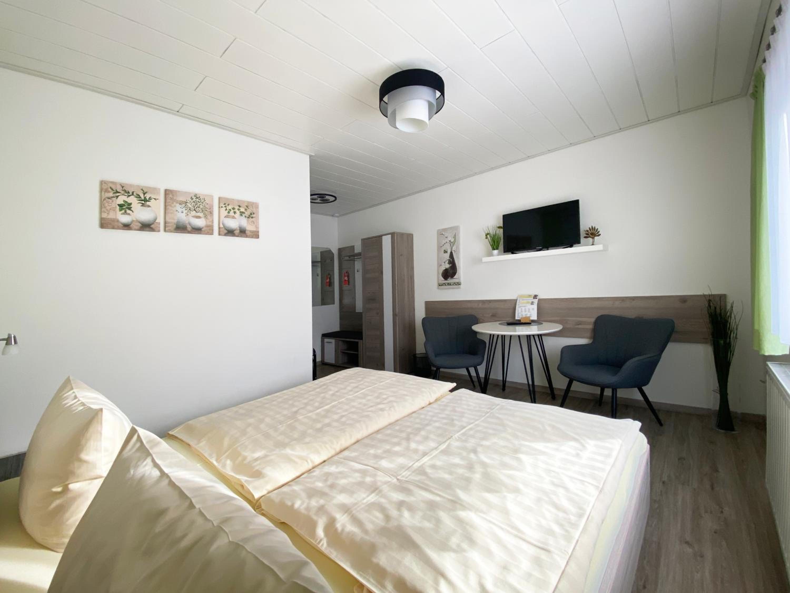 Double Room - Photo 1