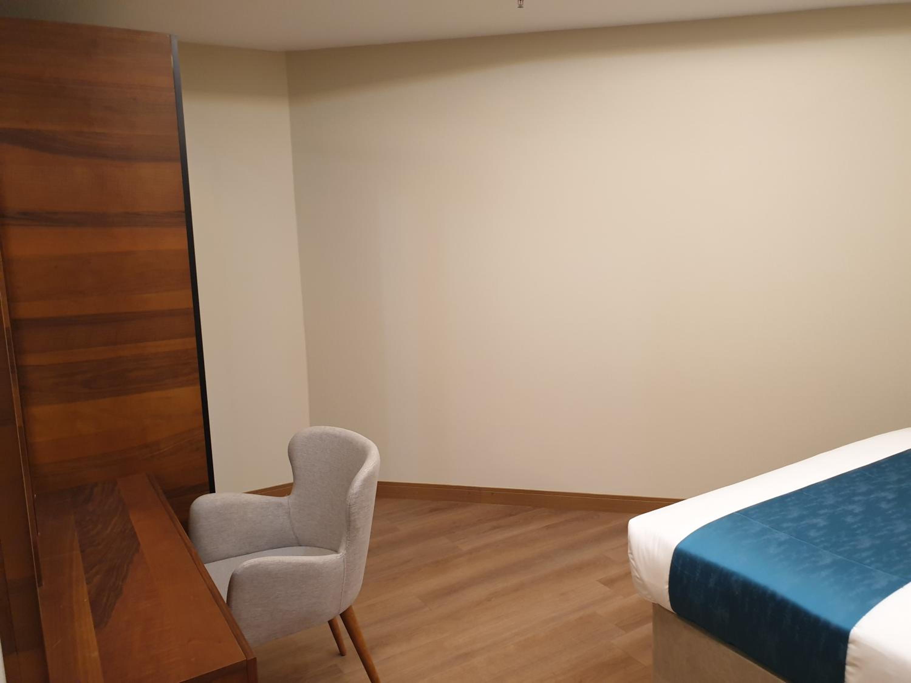 Two-Bedroom Apartment - Photo 17