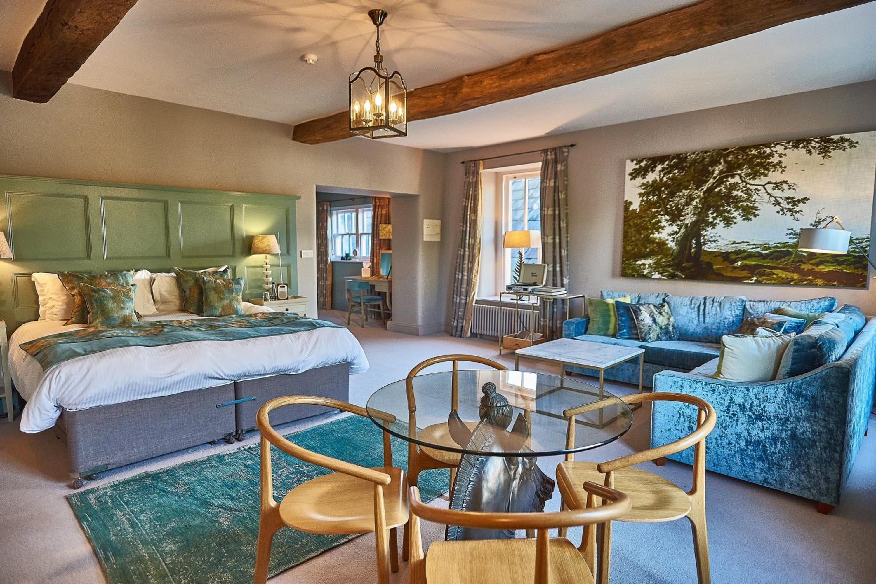 Deluxe King Suite - Photo 1