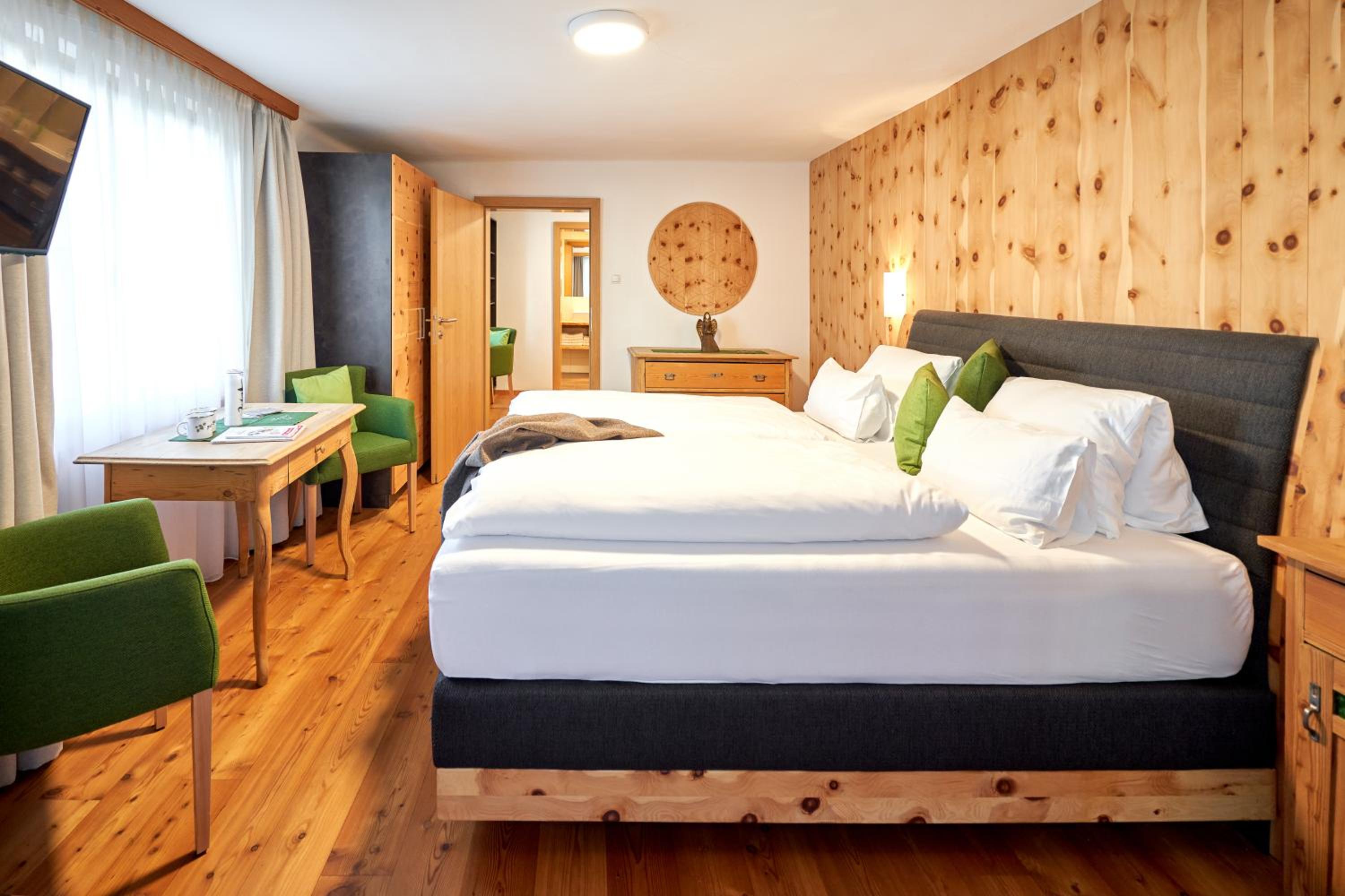 Family Room with Two Bedrooms and Balcony photo 1