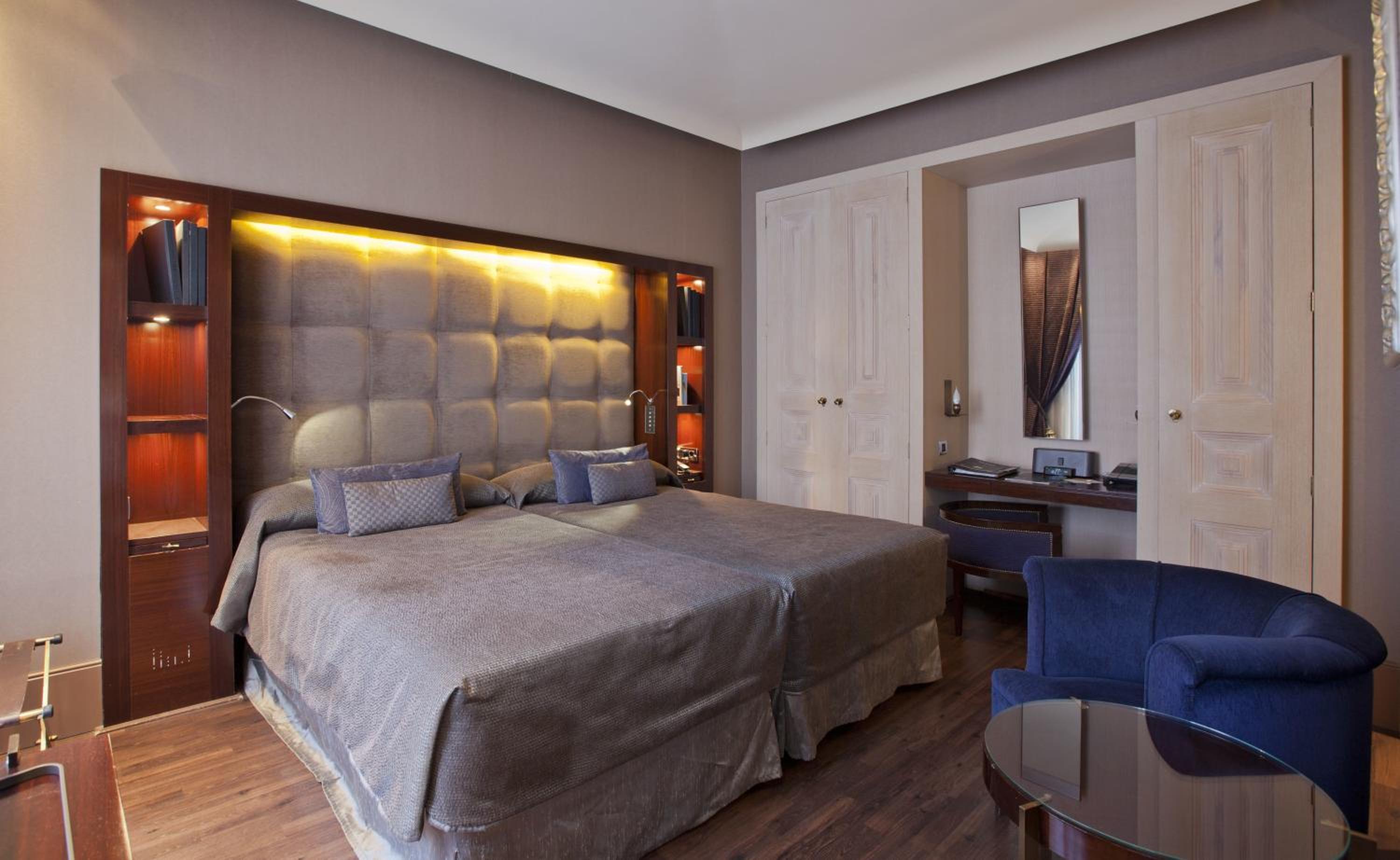 Habitación Doble Deluxe con Cama Extra