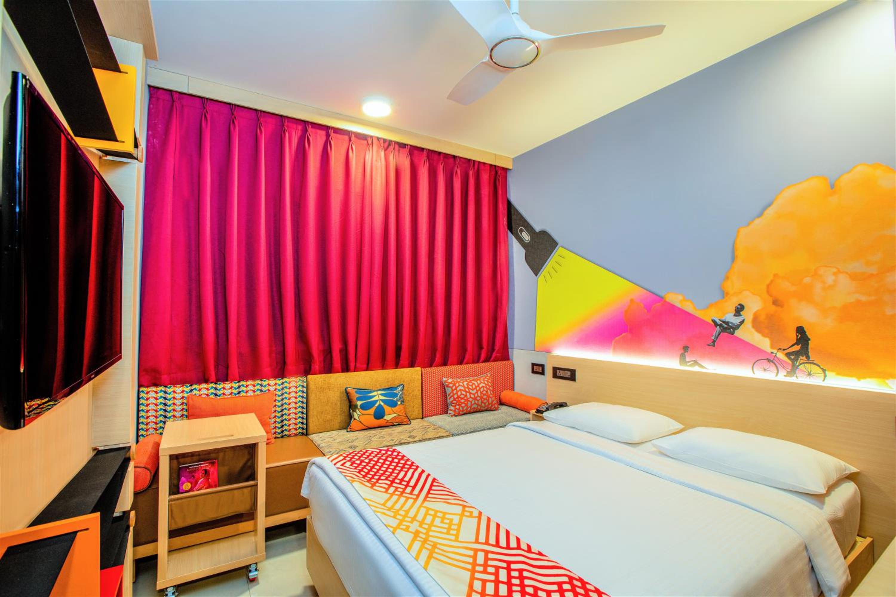 D-Luxe Queen Room - Photo 1
