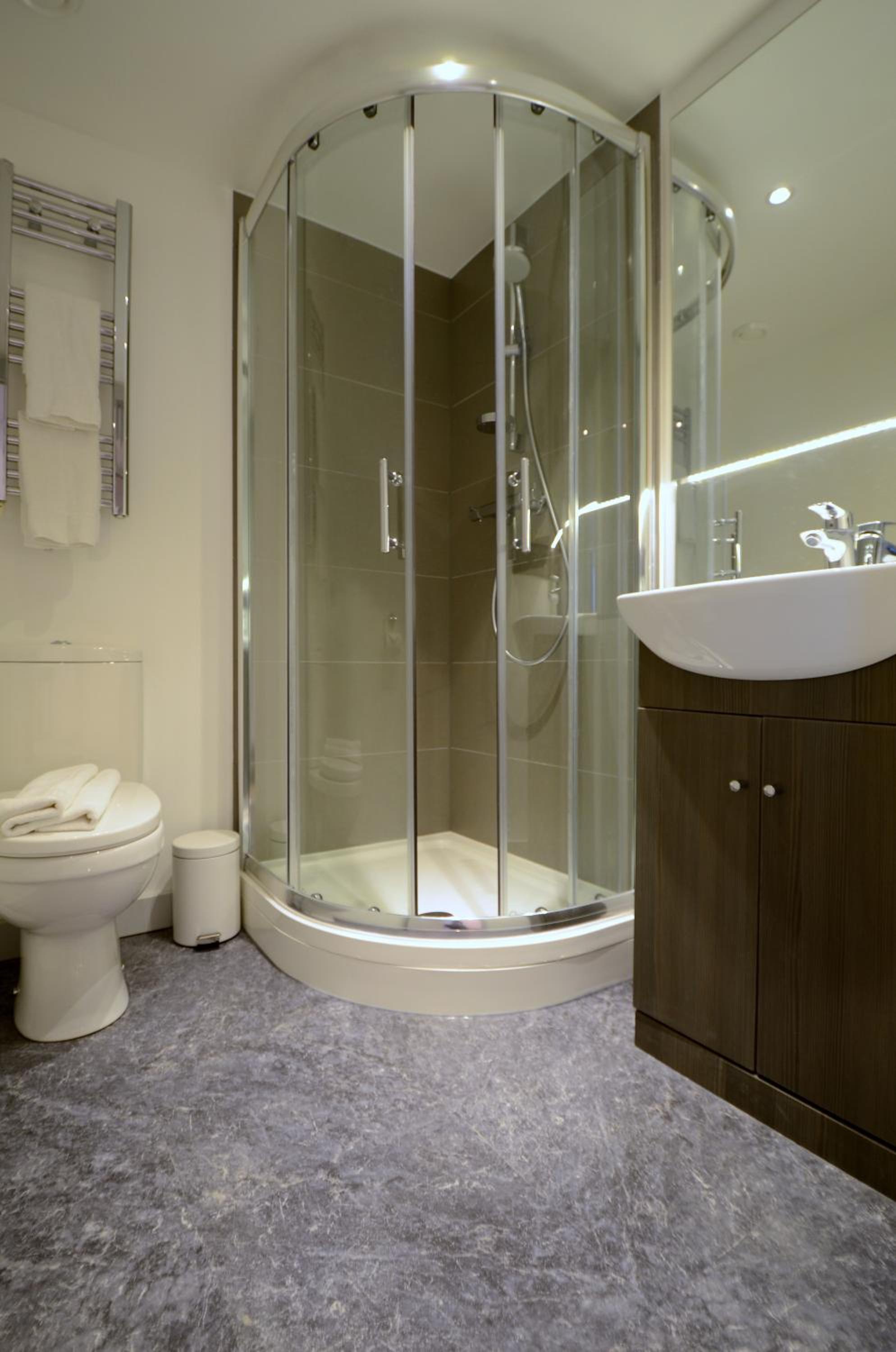 Large Double or Twin Room photo 3