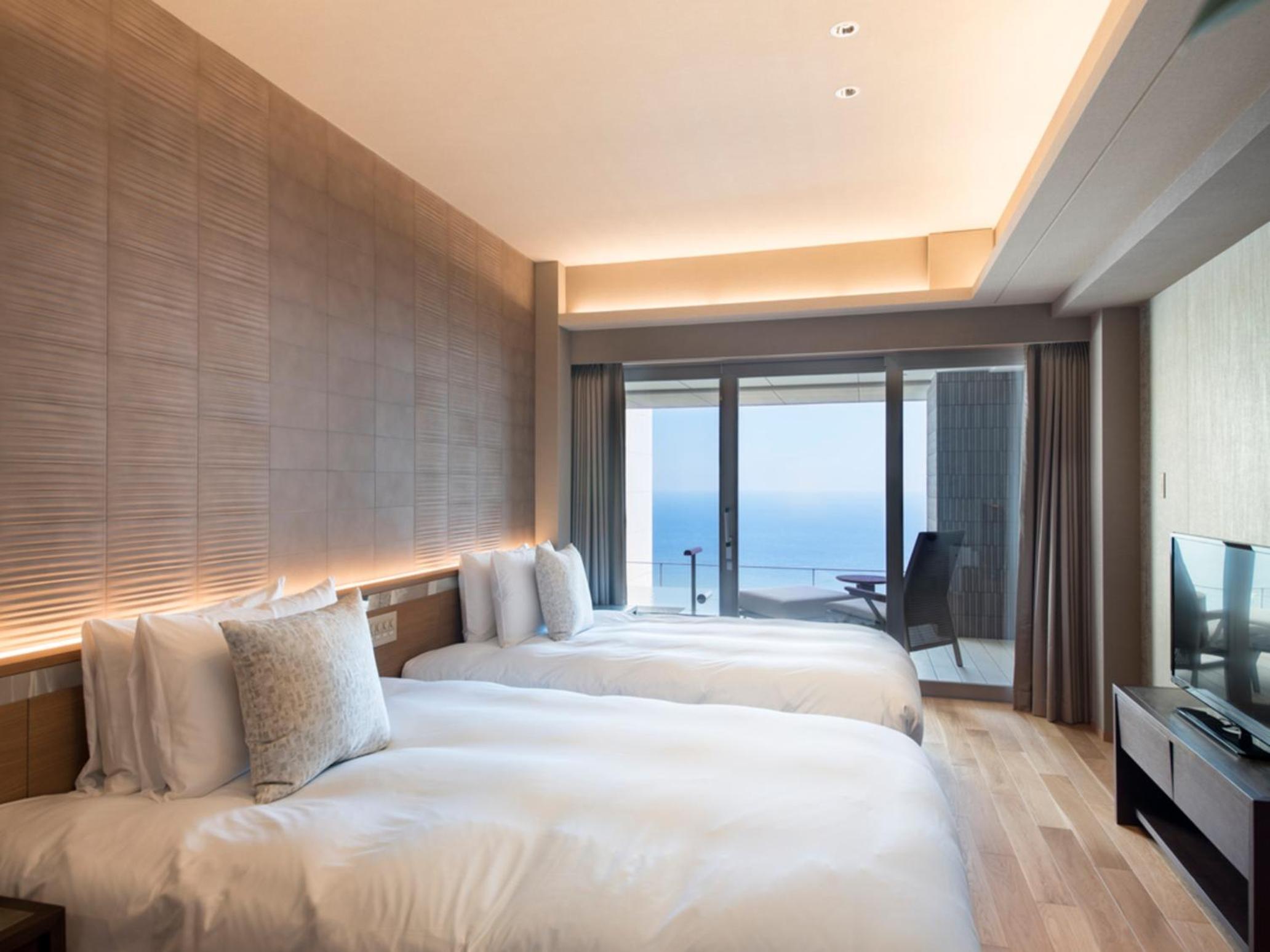 Deluxe Penthouse with Open-Air Bath and Ocean View with TEPPANYAKI Dinner photo 1