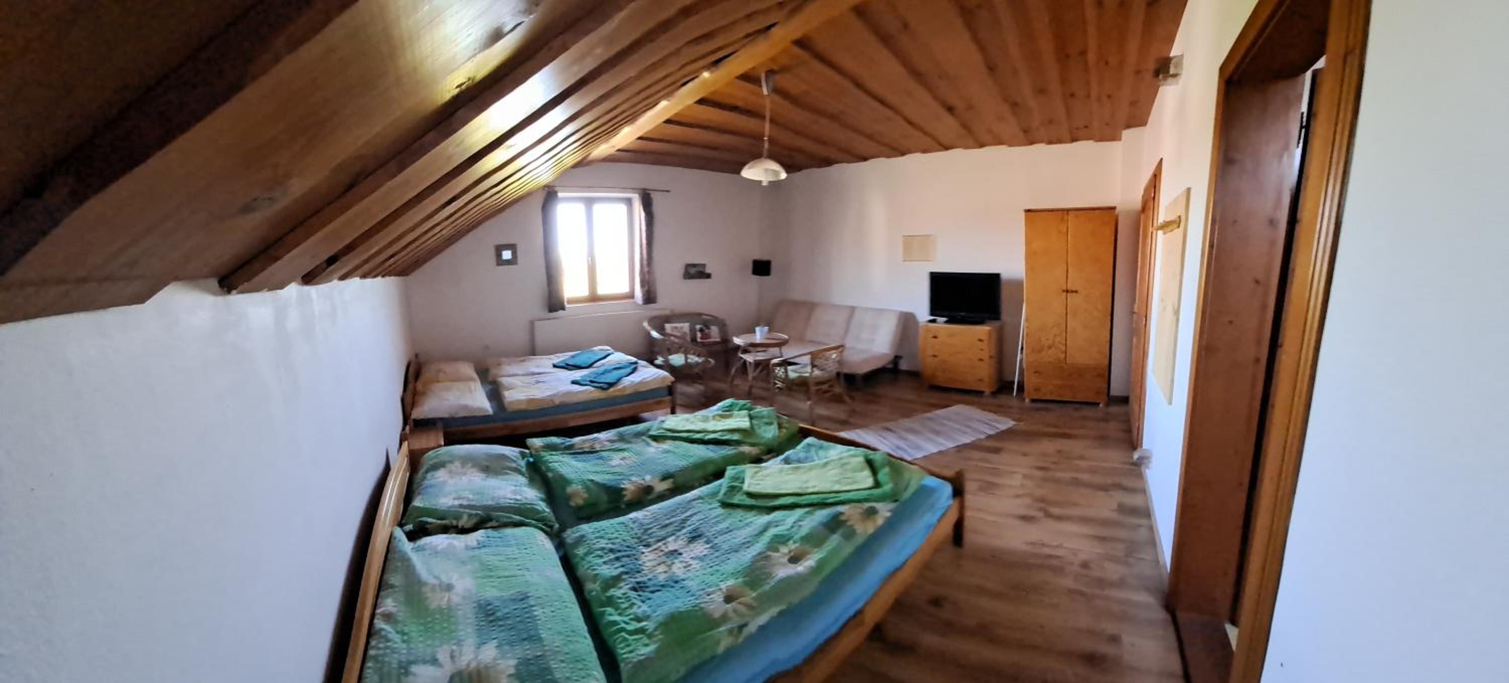 Superior Family Room - Photo 1