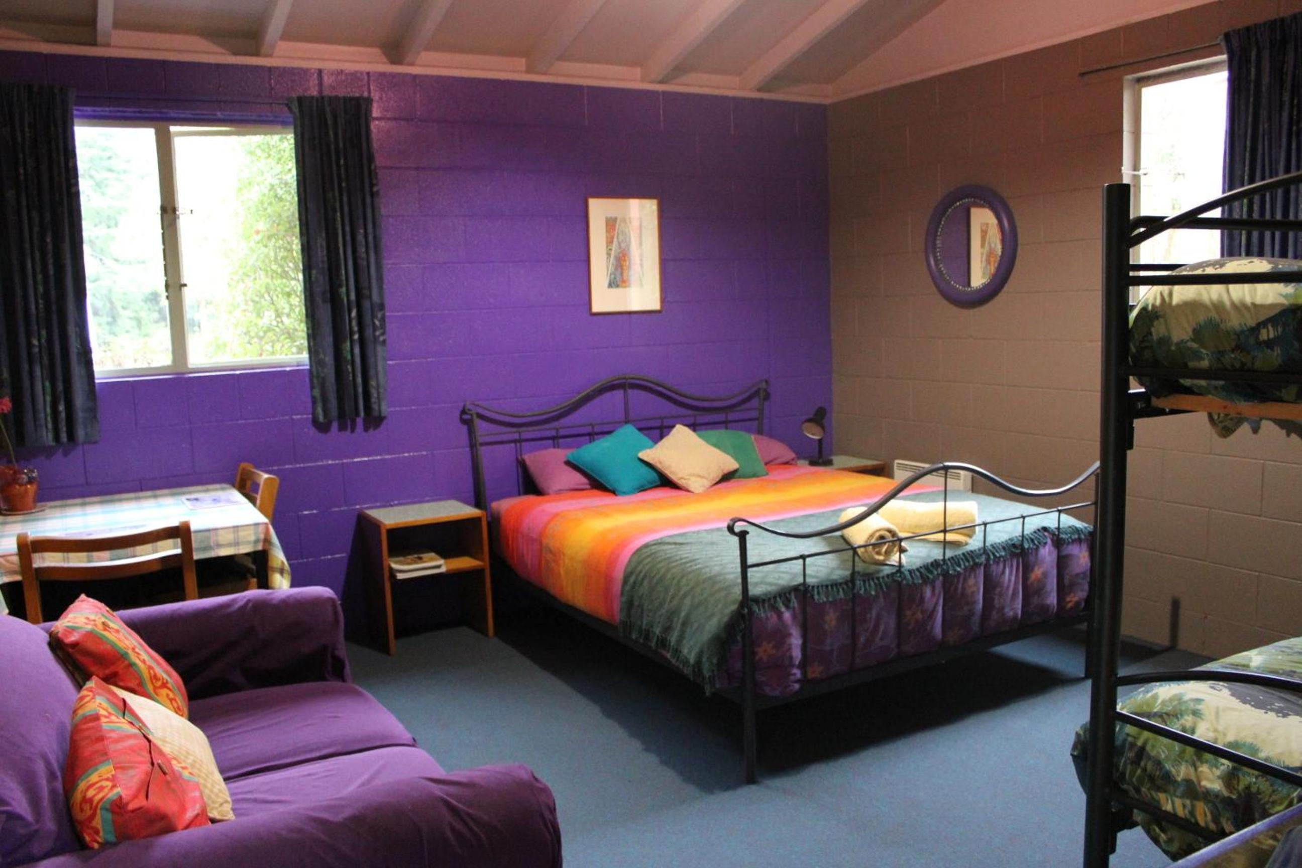 Family Room - Disability Access - Photo 3