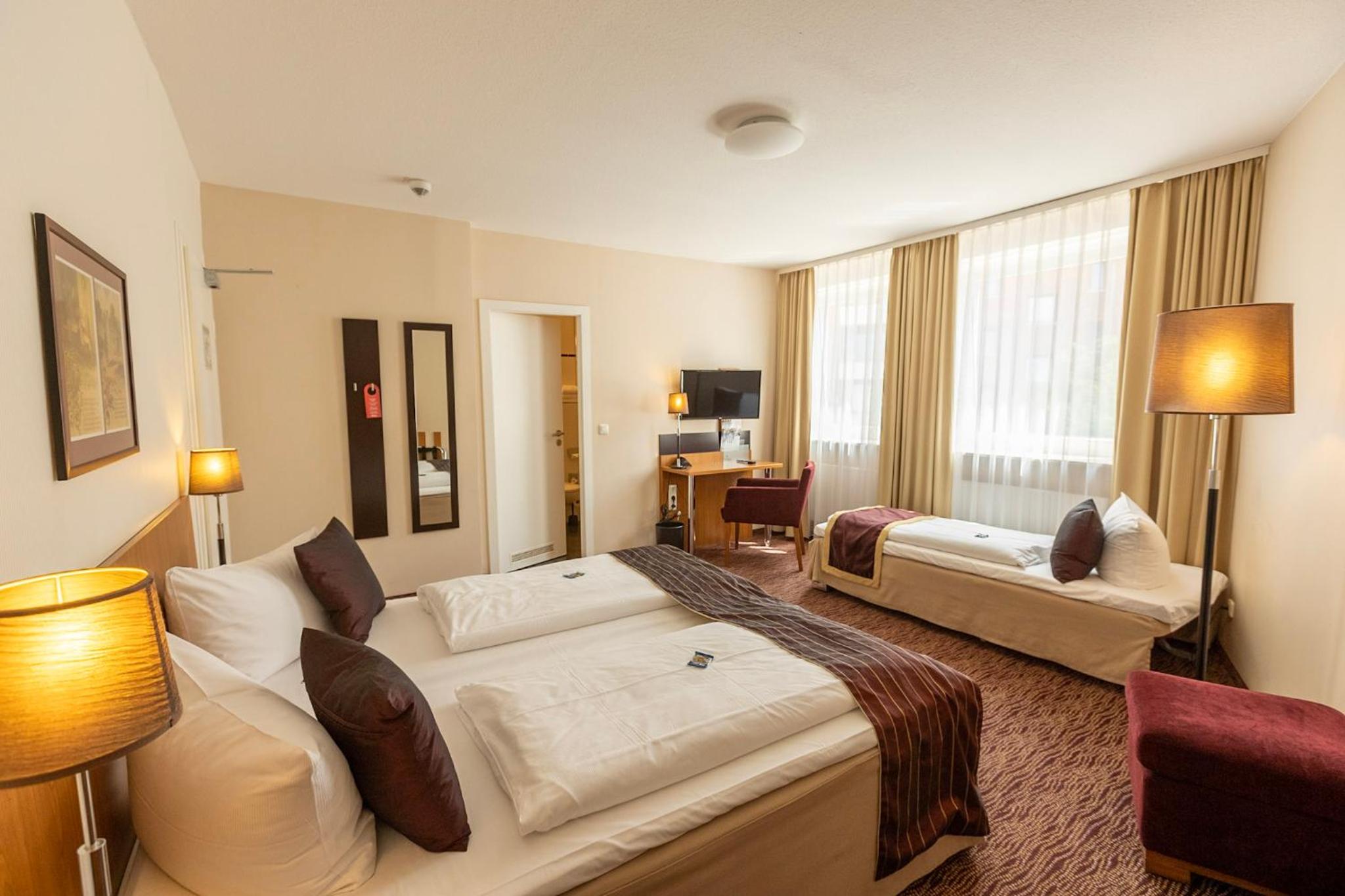Triple Room - Photo 7