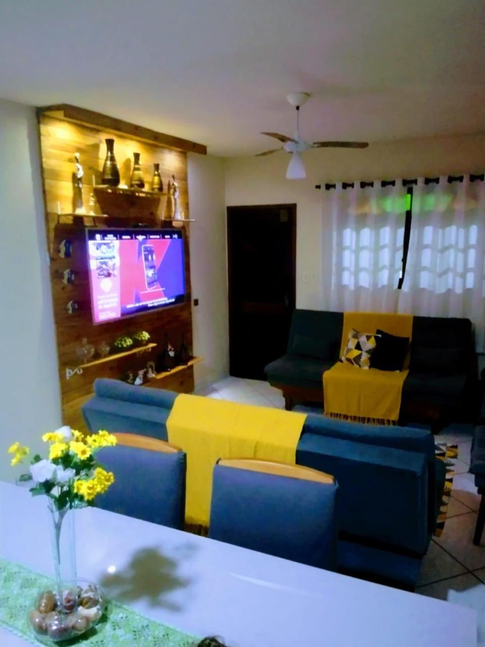 Apartment with Terrace - Photo 9