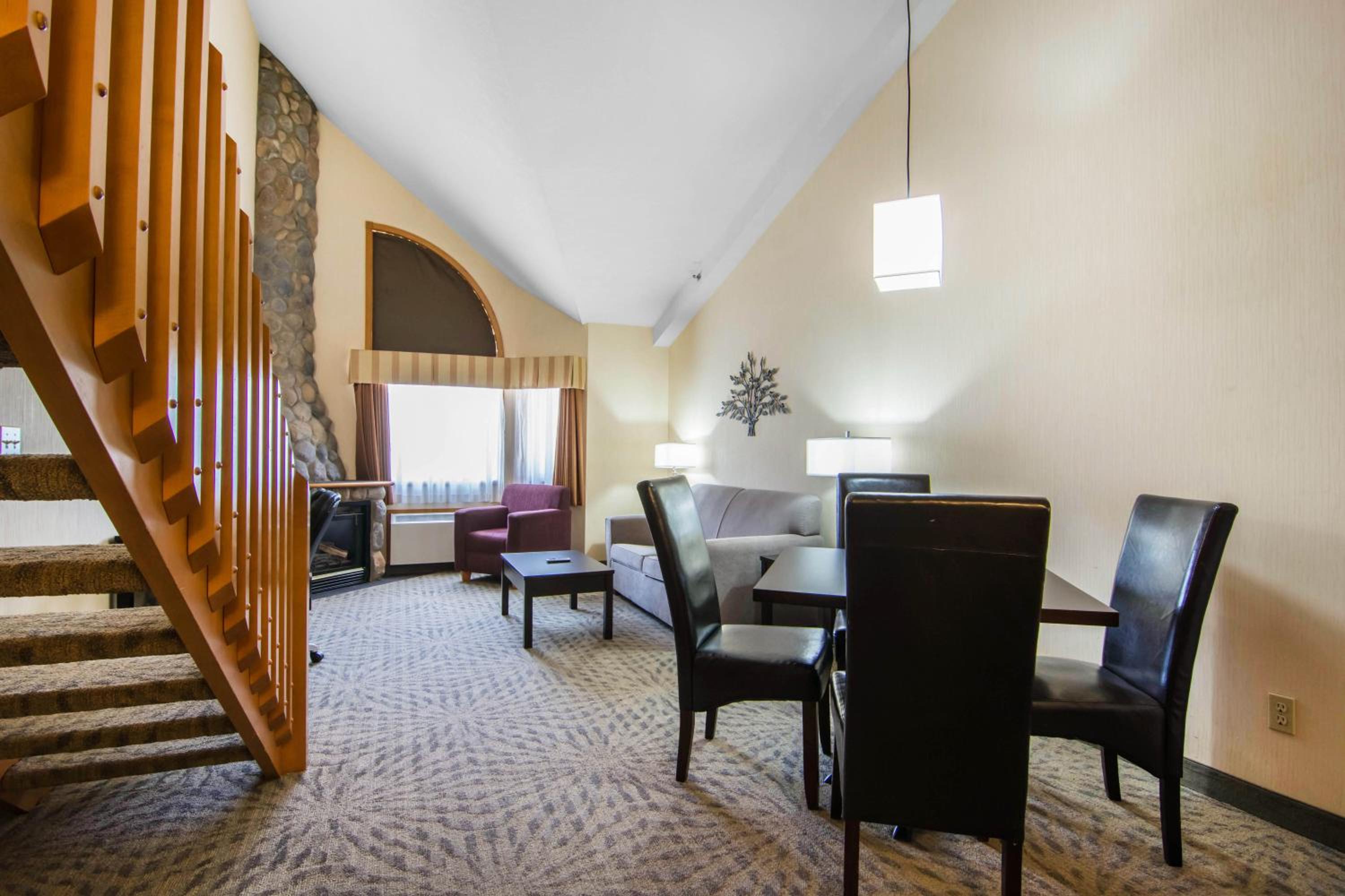 Superior King Room - Photo 8