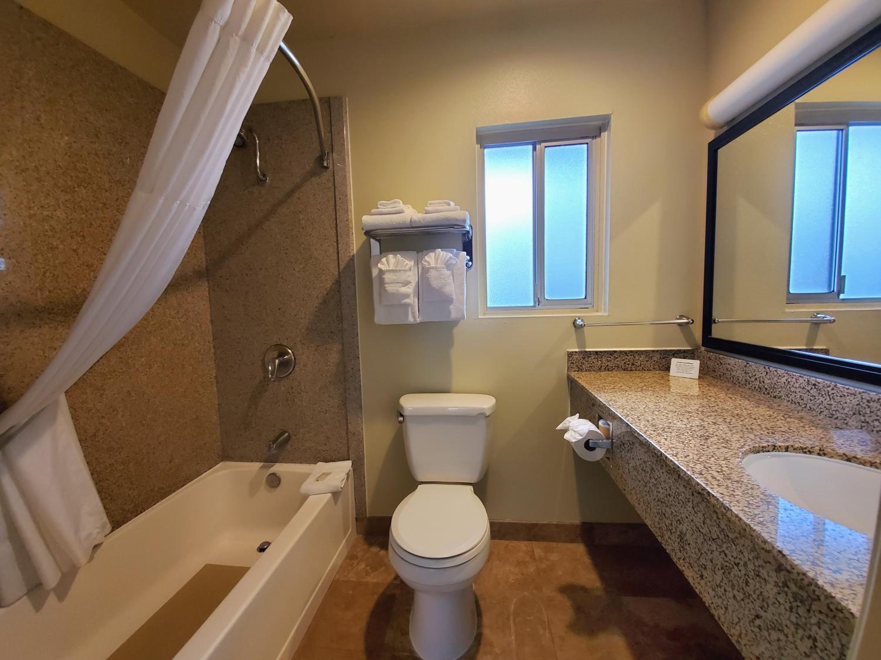 Family Room - Non Smoking - Photo 2