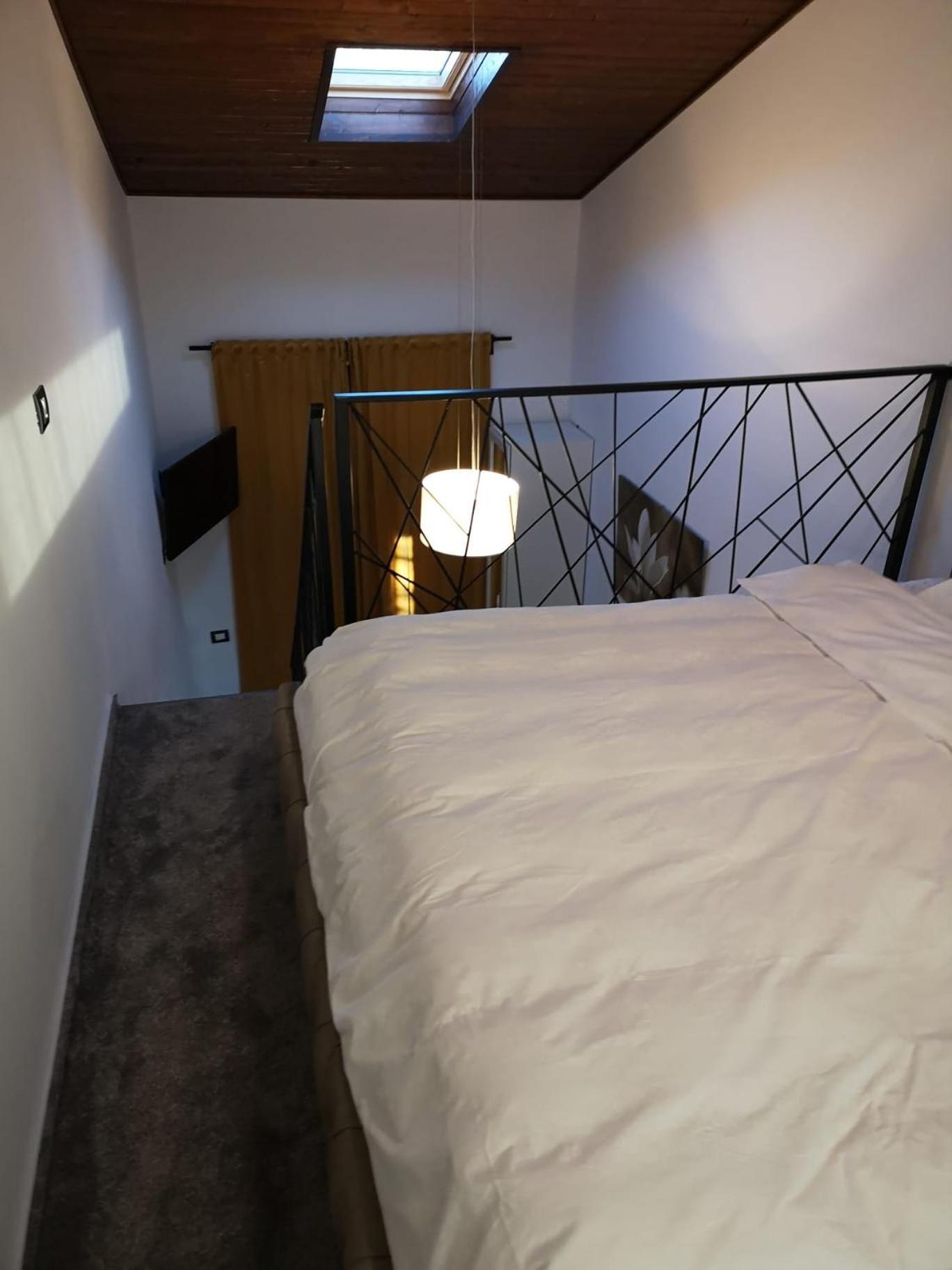 King Studio with Sofa Bed - Photo 1
