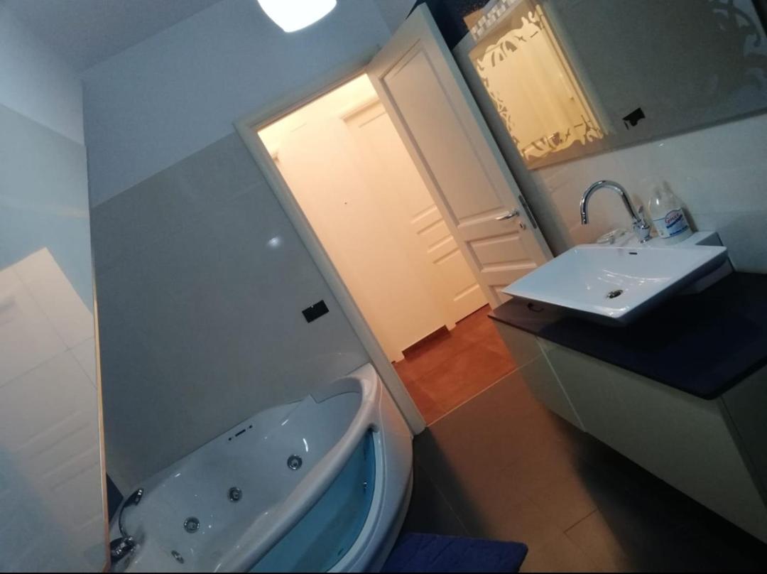 Double Room with Pool View photo 3
