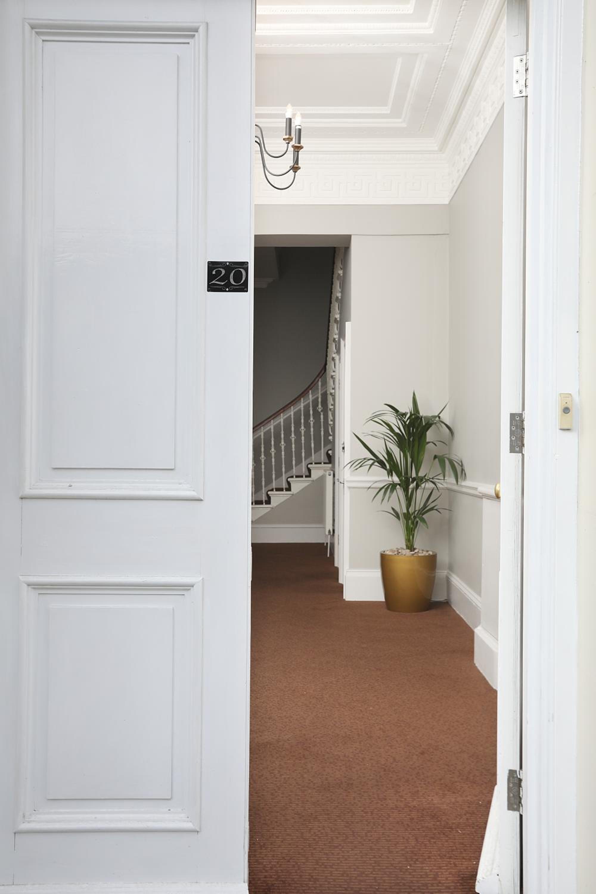 Four-Bedroom House - Photo 4