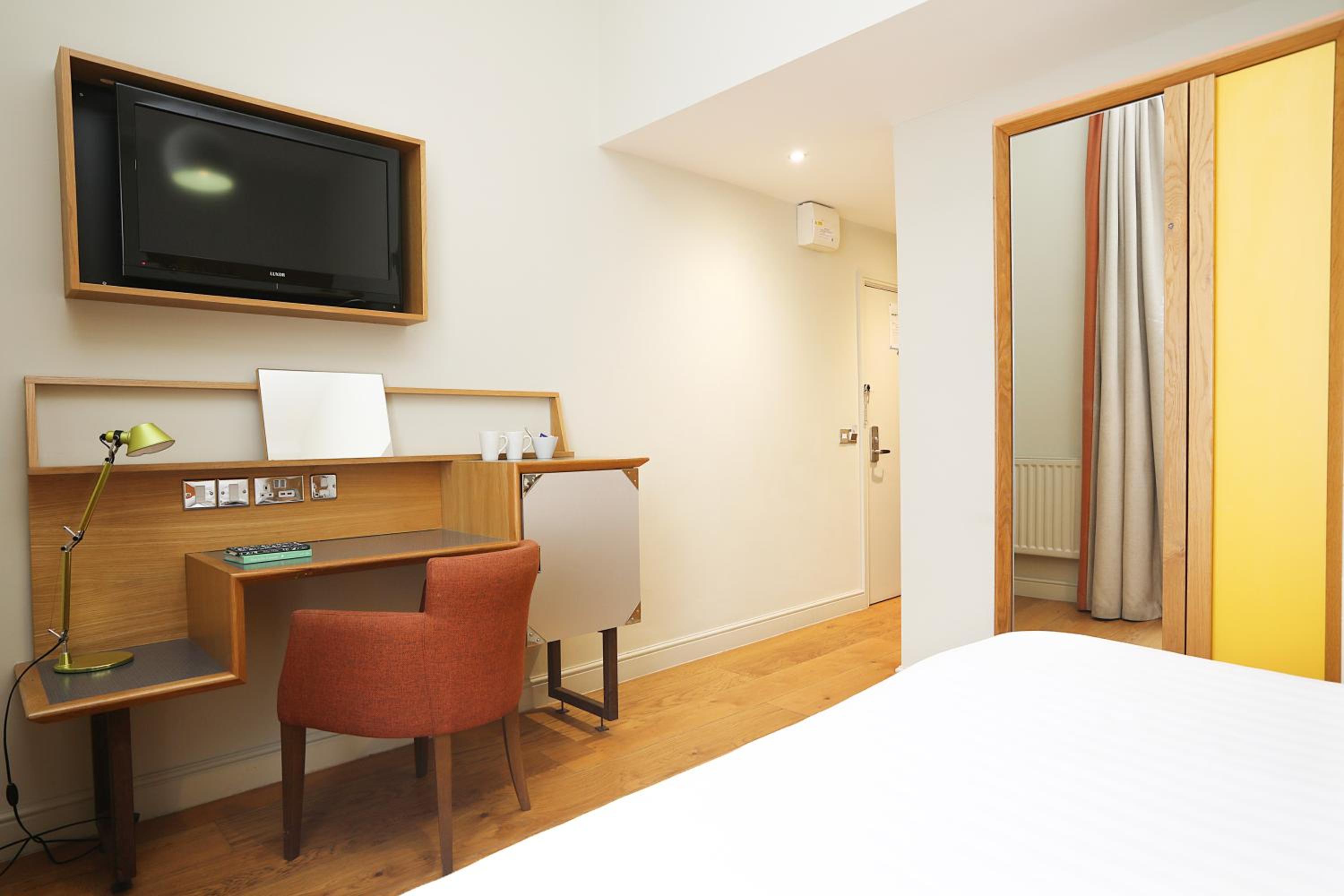 Double Room - Photo 4