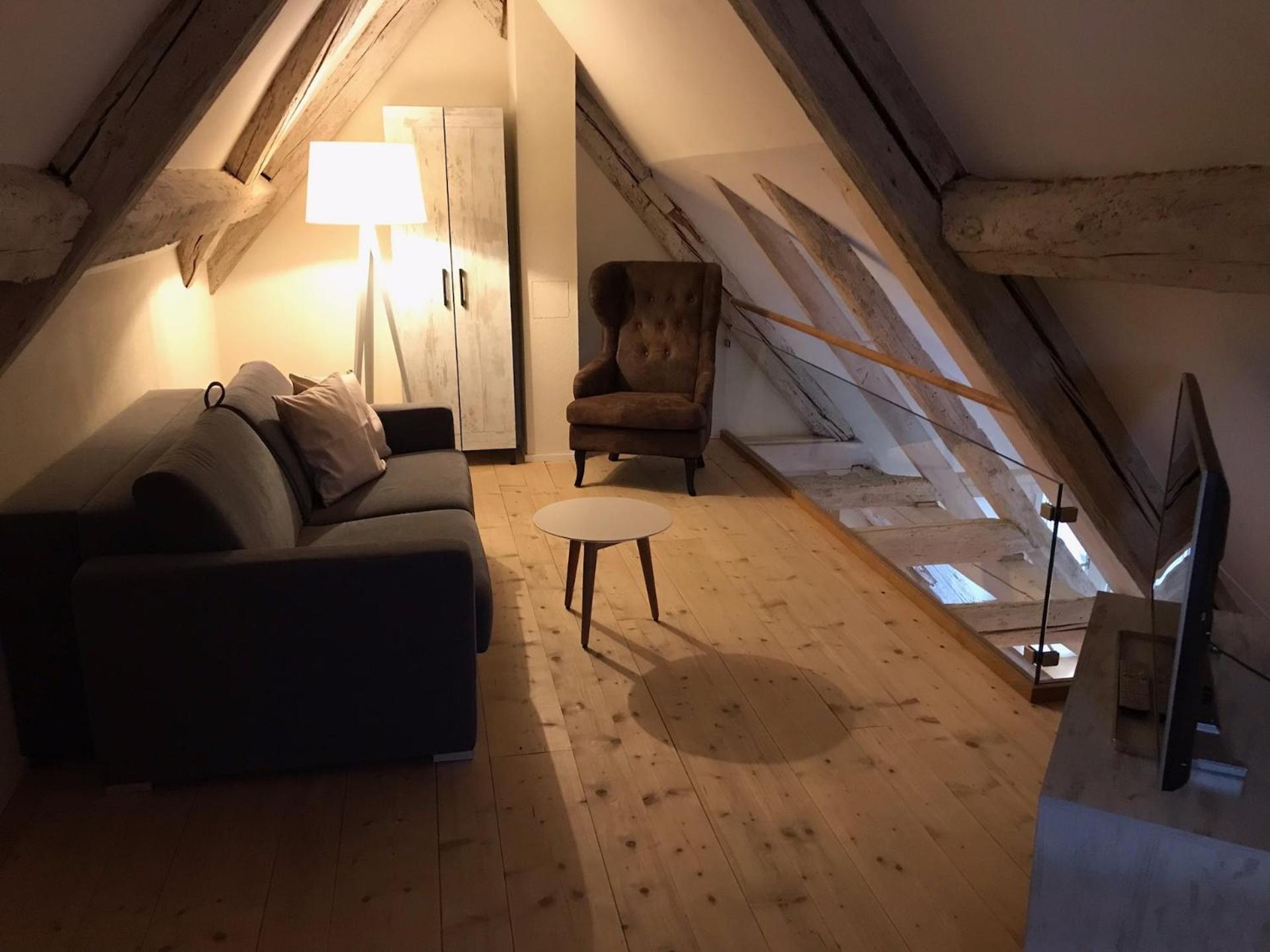 Studio Apartment photo 1