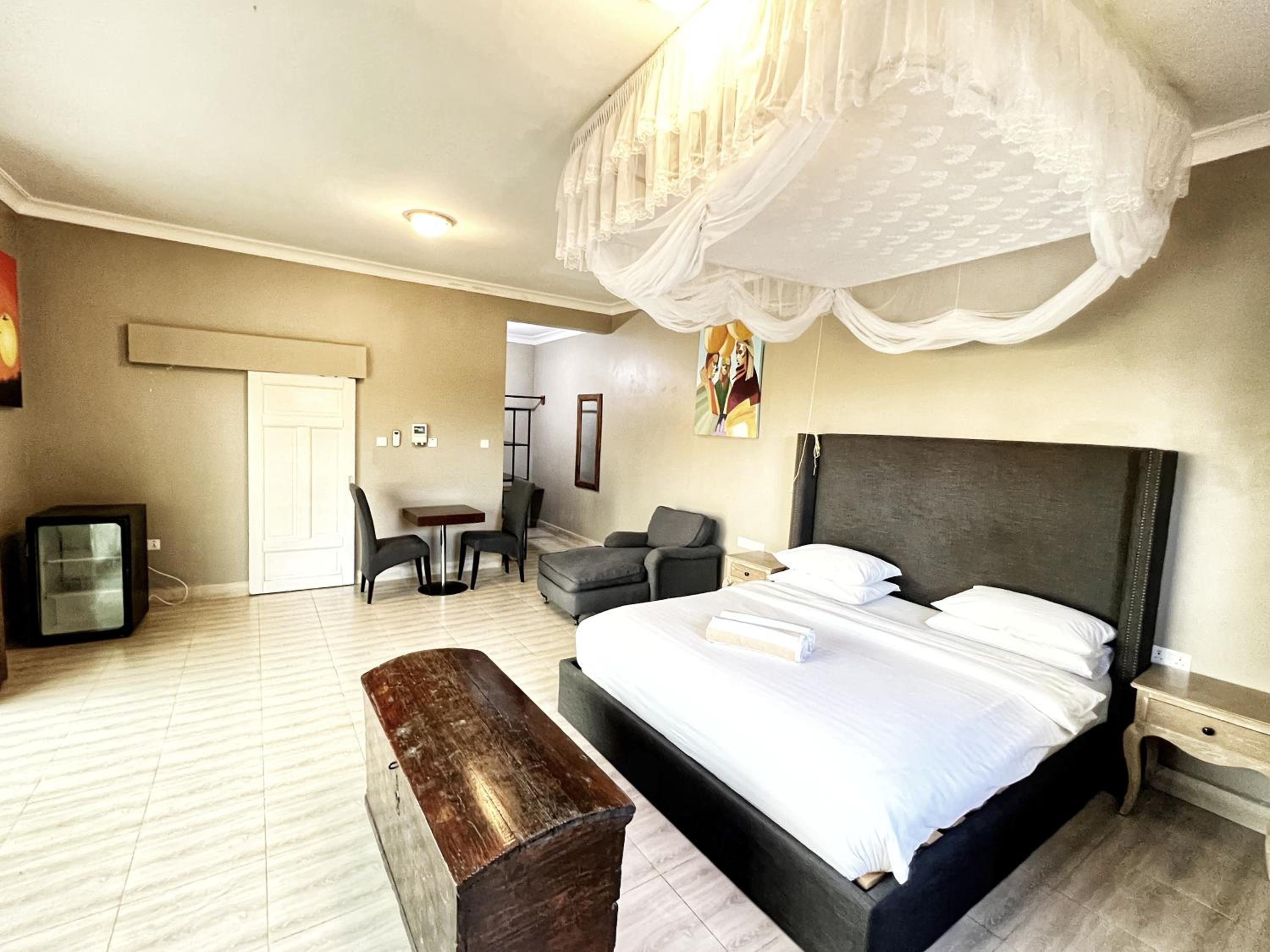 Junior Suite with Garden View