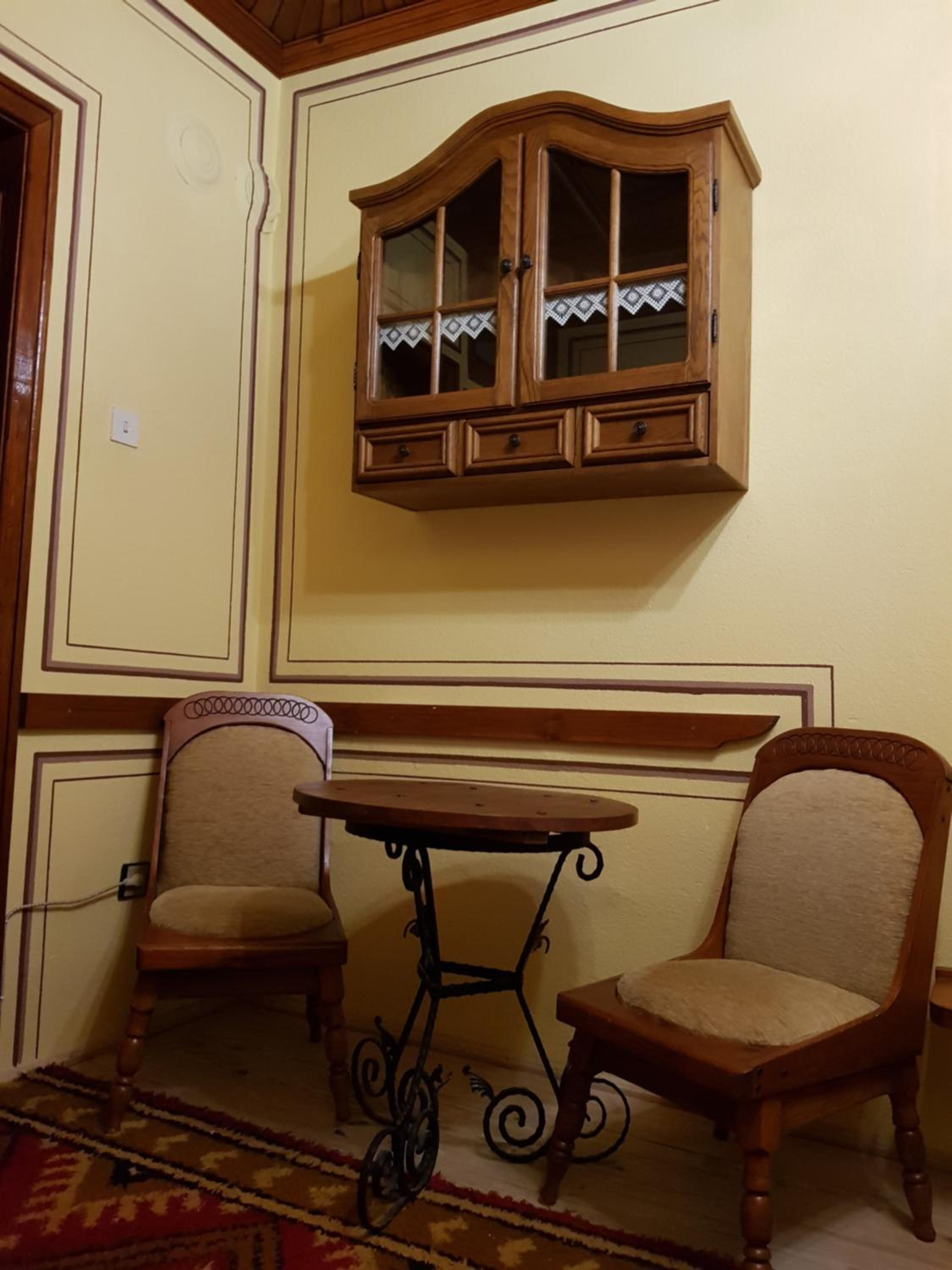 One-Bedroom Suite (2 Adults + 1 Child) photo 3