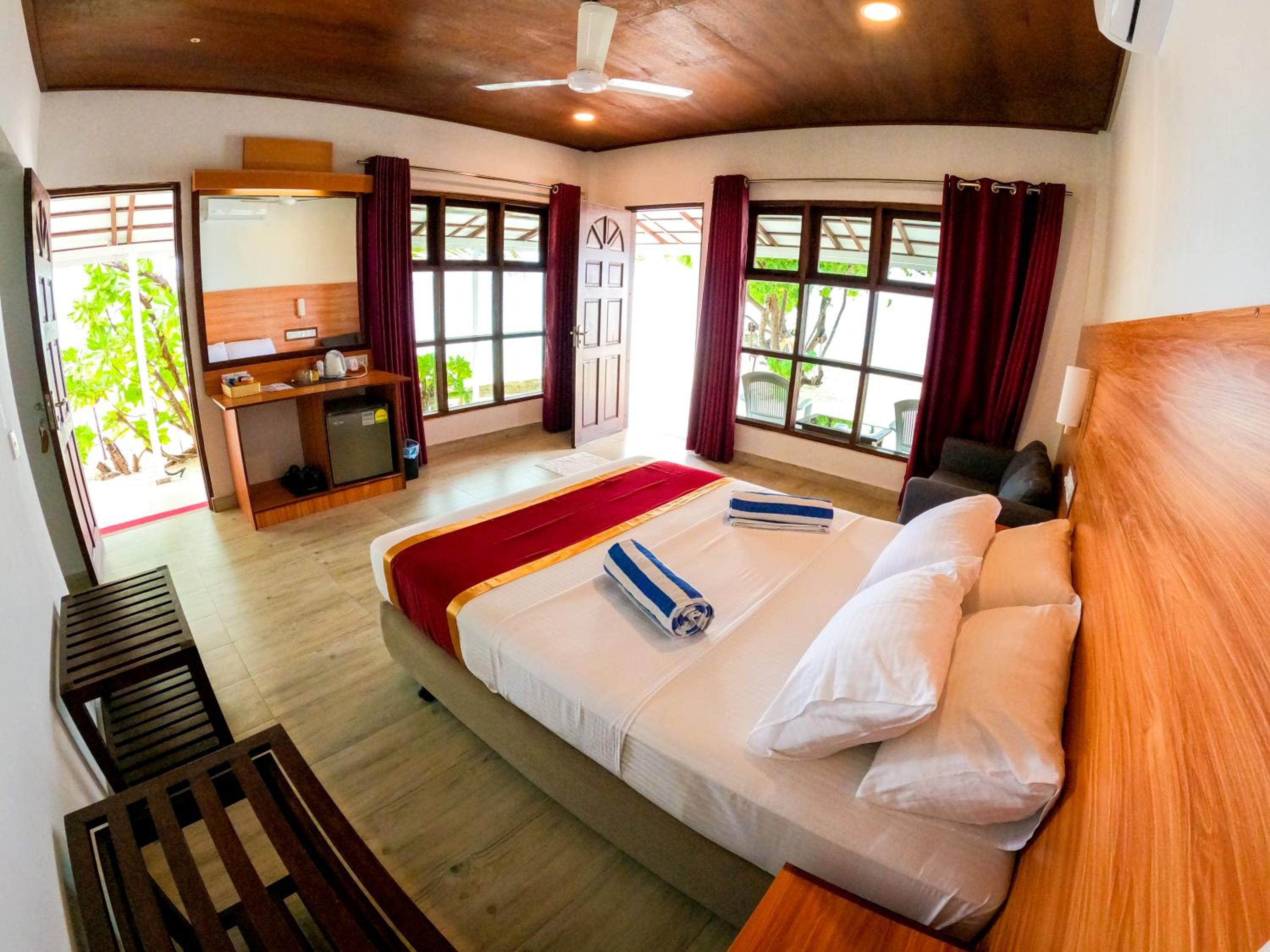 Villa - Beach Front photo 1
