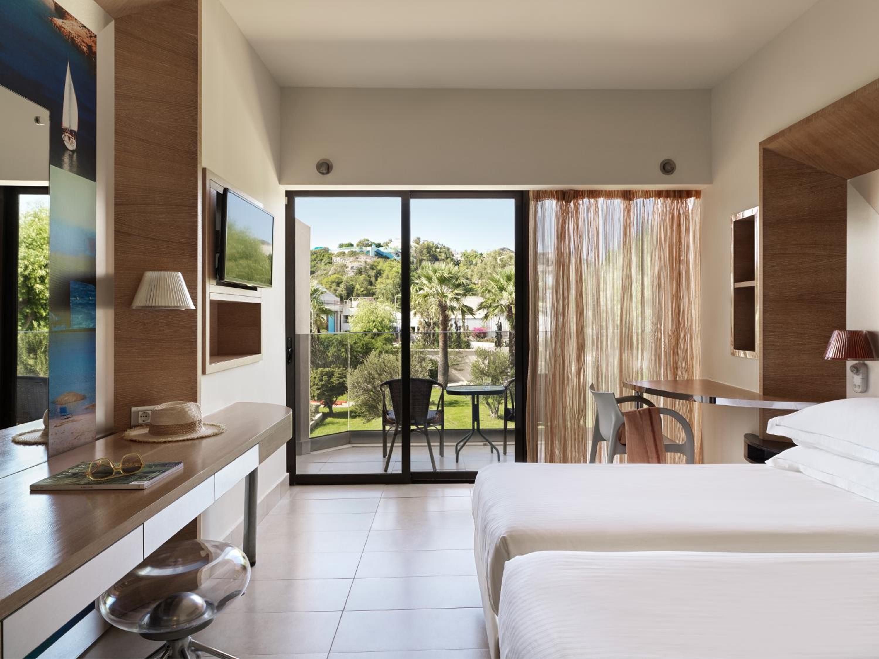 Twin Room with Land View - Photo 1