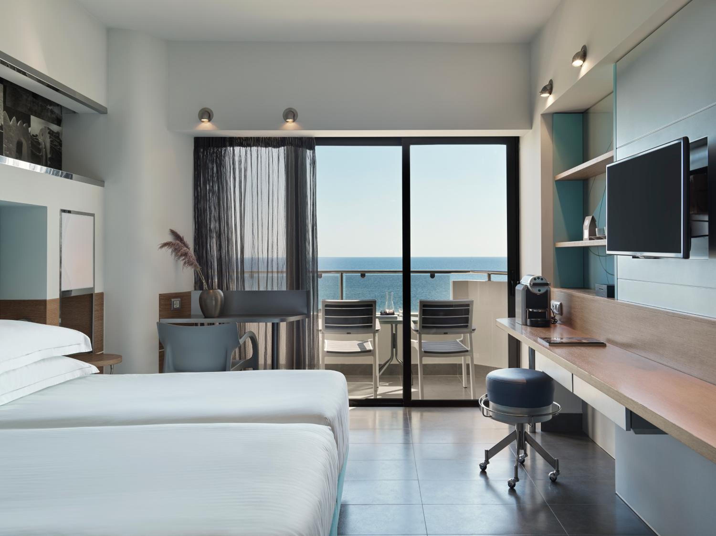 Panorama Double Room Sea View - Photo 4