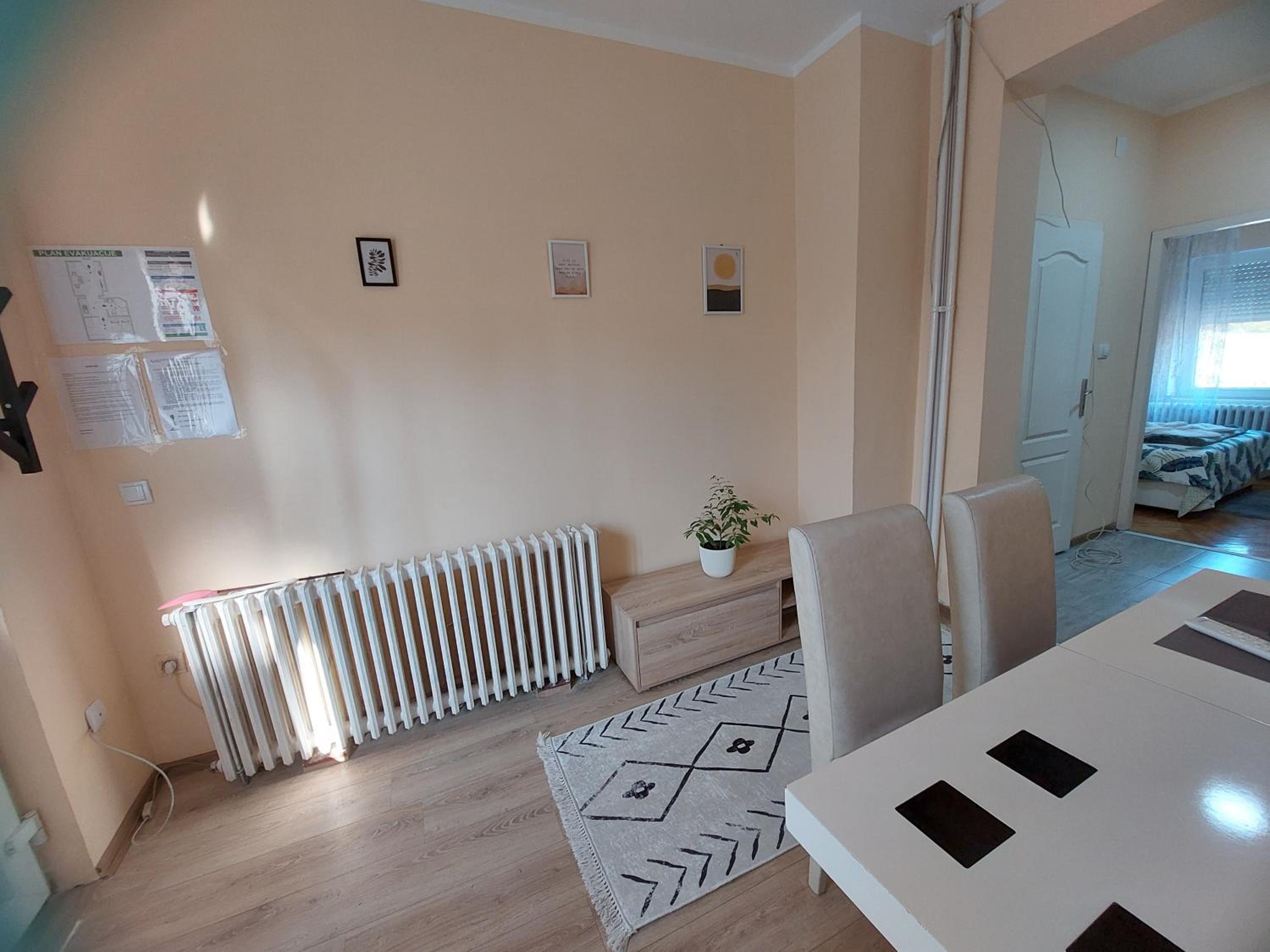 One-Bedroom Apartment photo 3