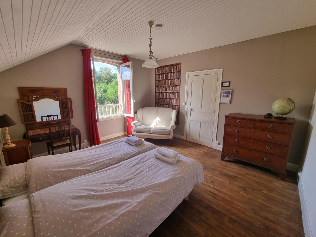 Standard Twin Room photo 1