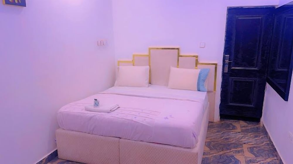 Deluxe Room, Balcony, City View photo 2