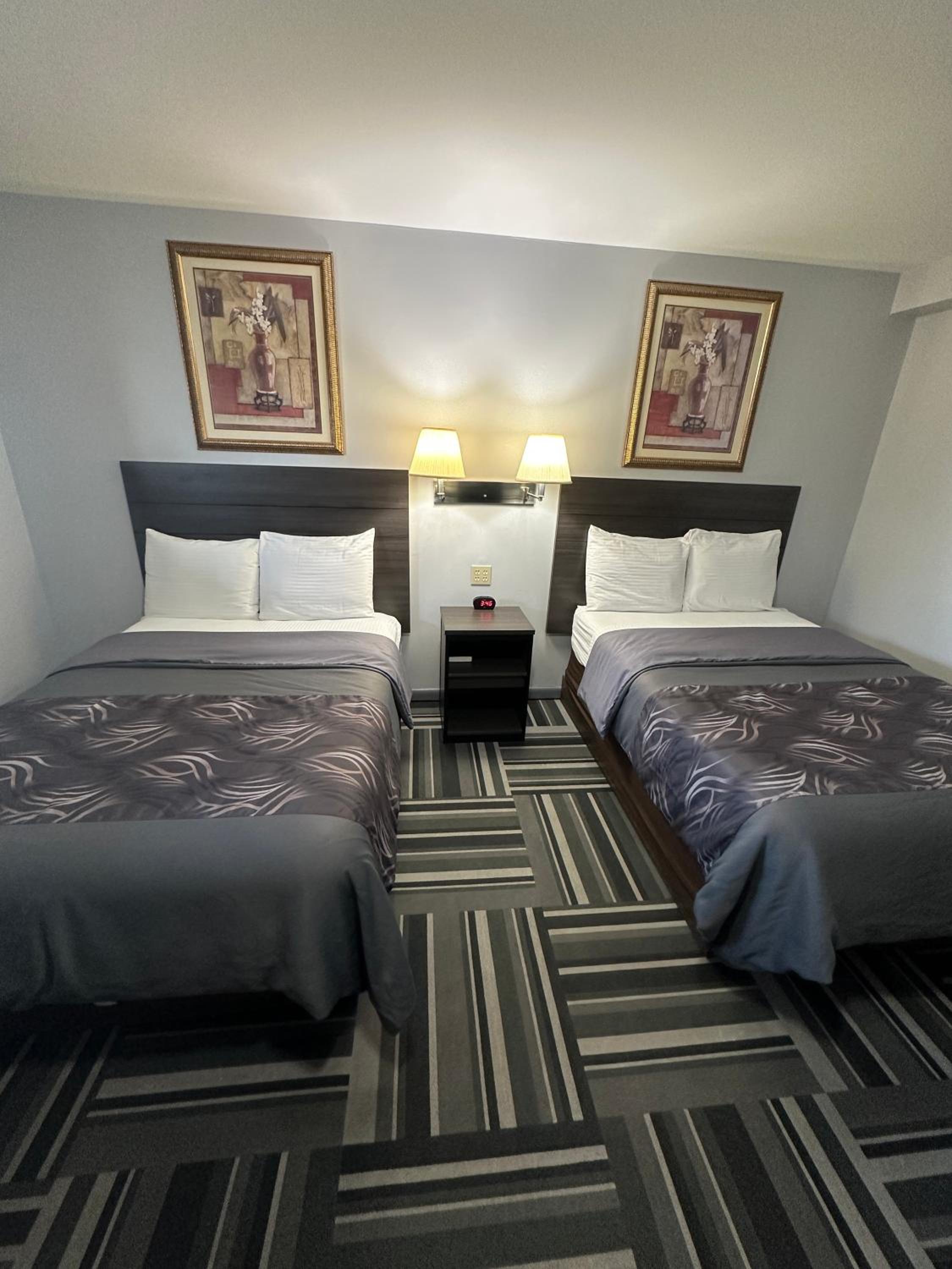 Double Room with Two Double Beds photo 1