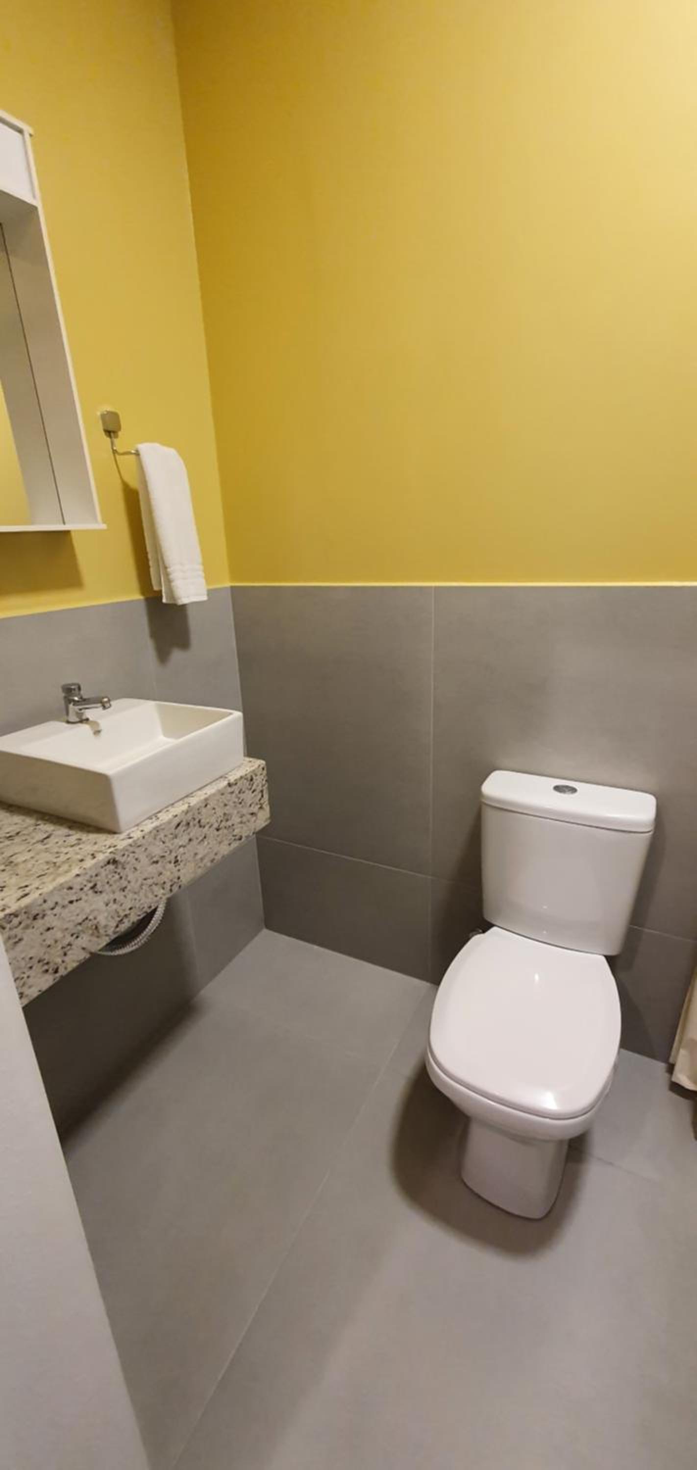 Triple Room with Private Bathroom photo 3