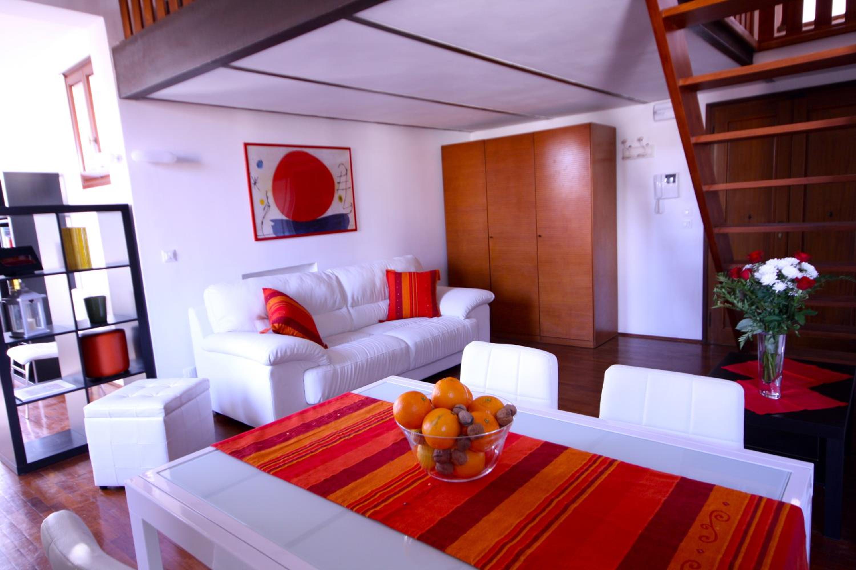 Apartment - Split Level photo 1