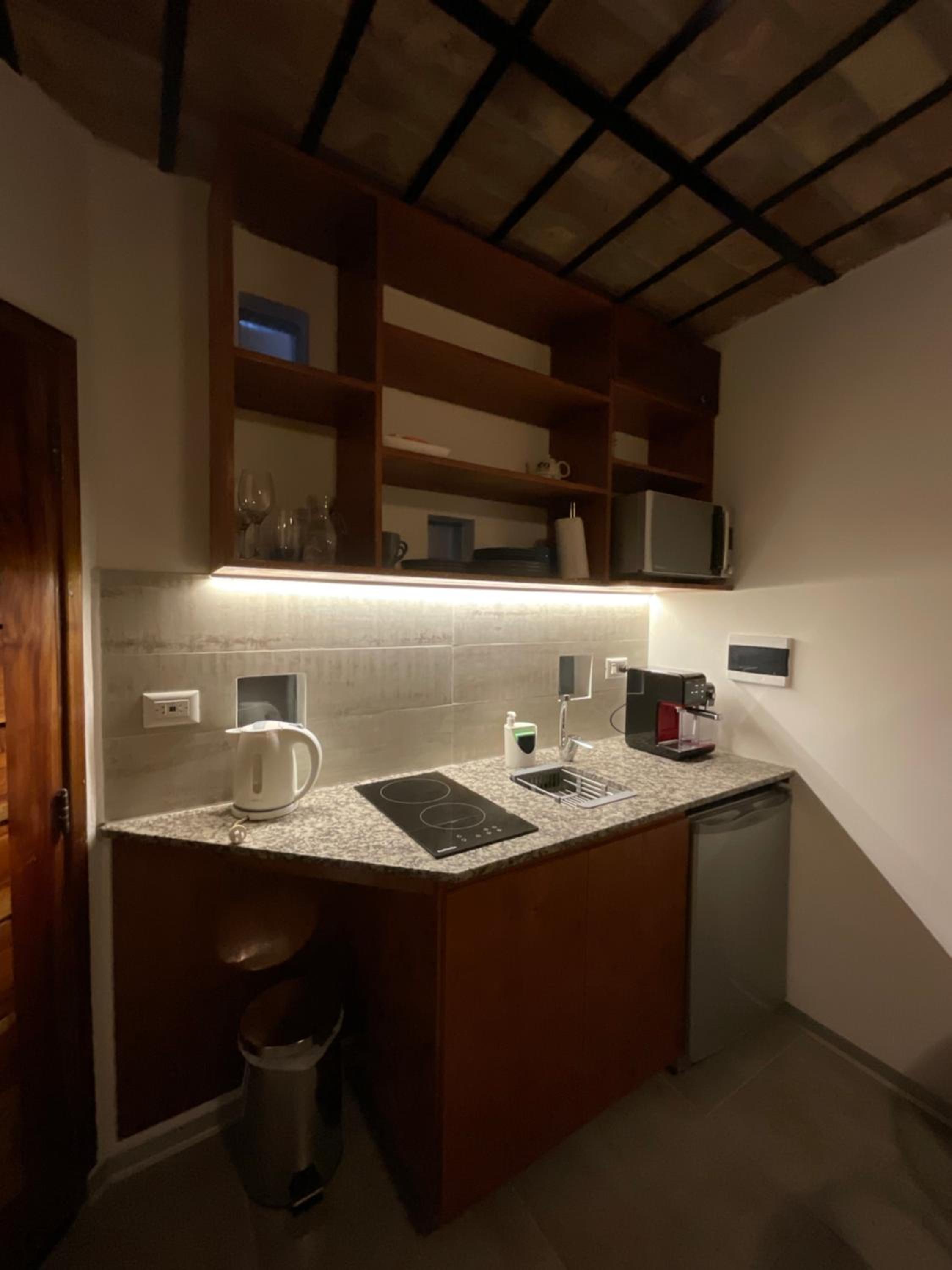 One-Bedroom Apartment photo 2