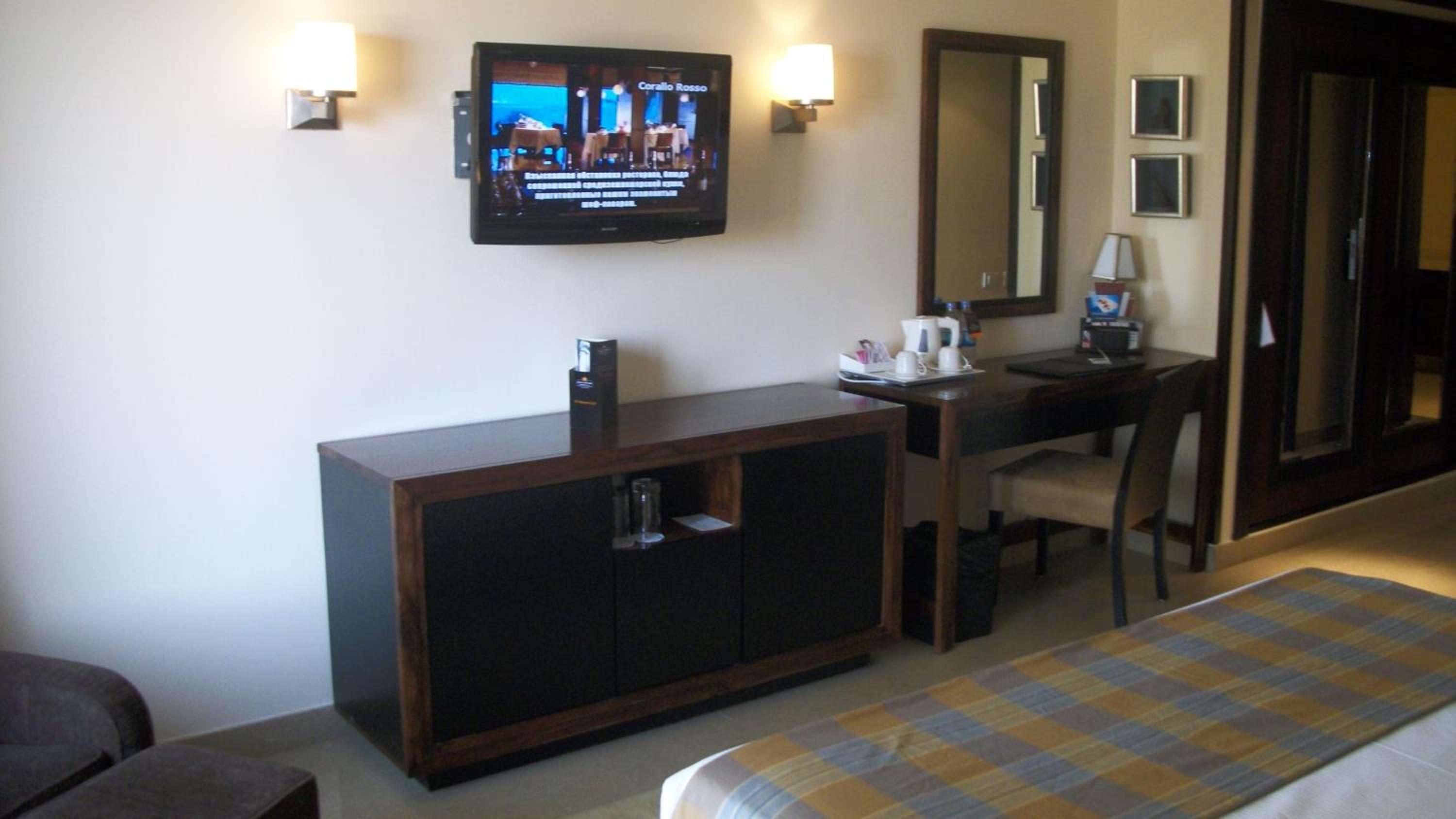 Superior Beach Front Room - Photo 7