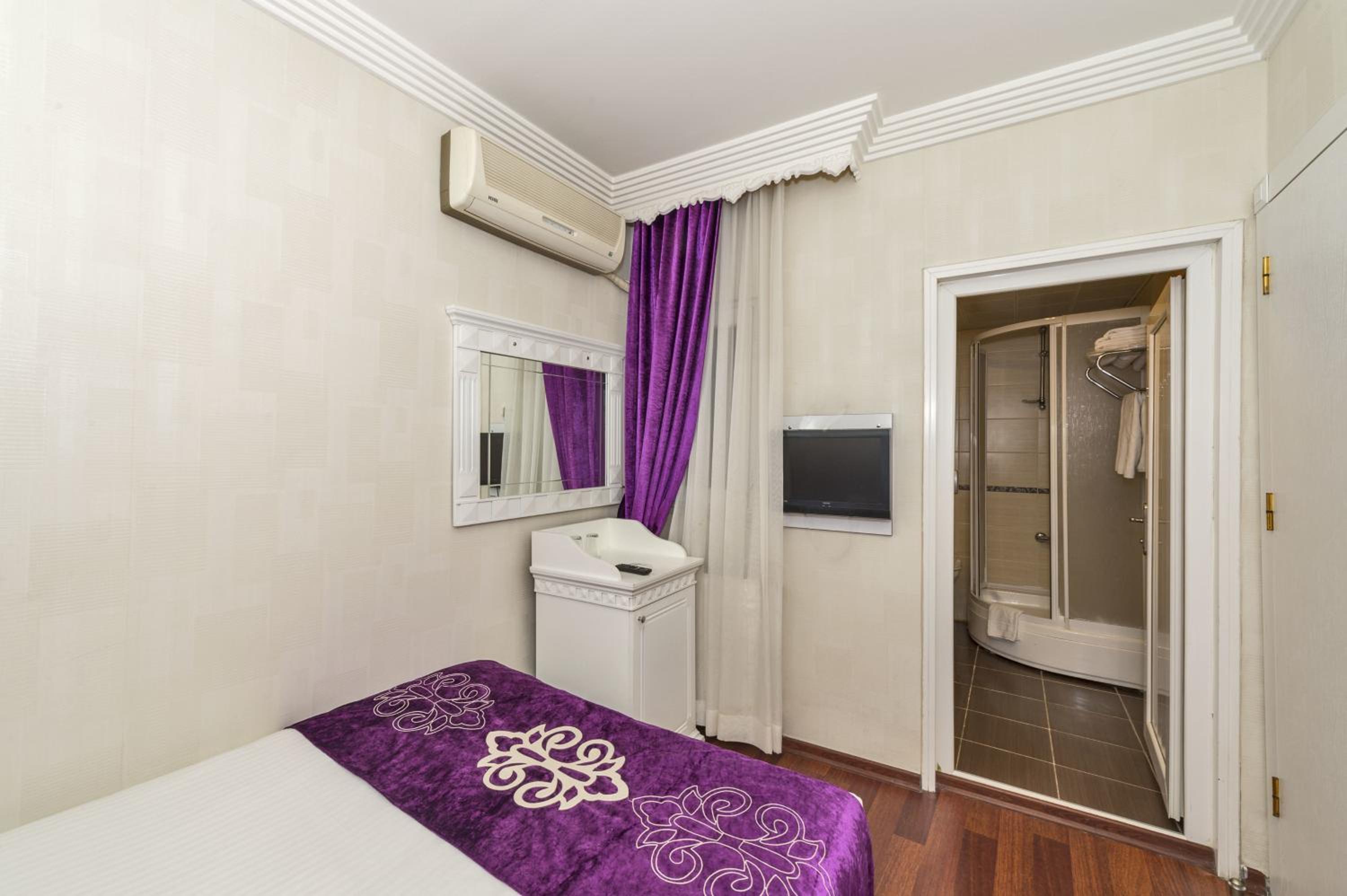 Budget Room photo 3