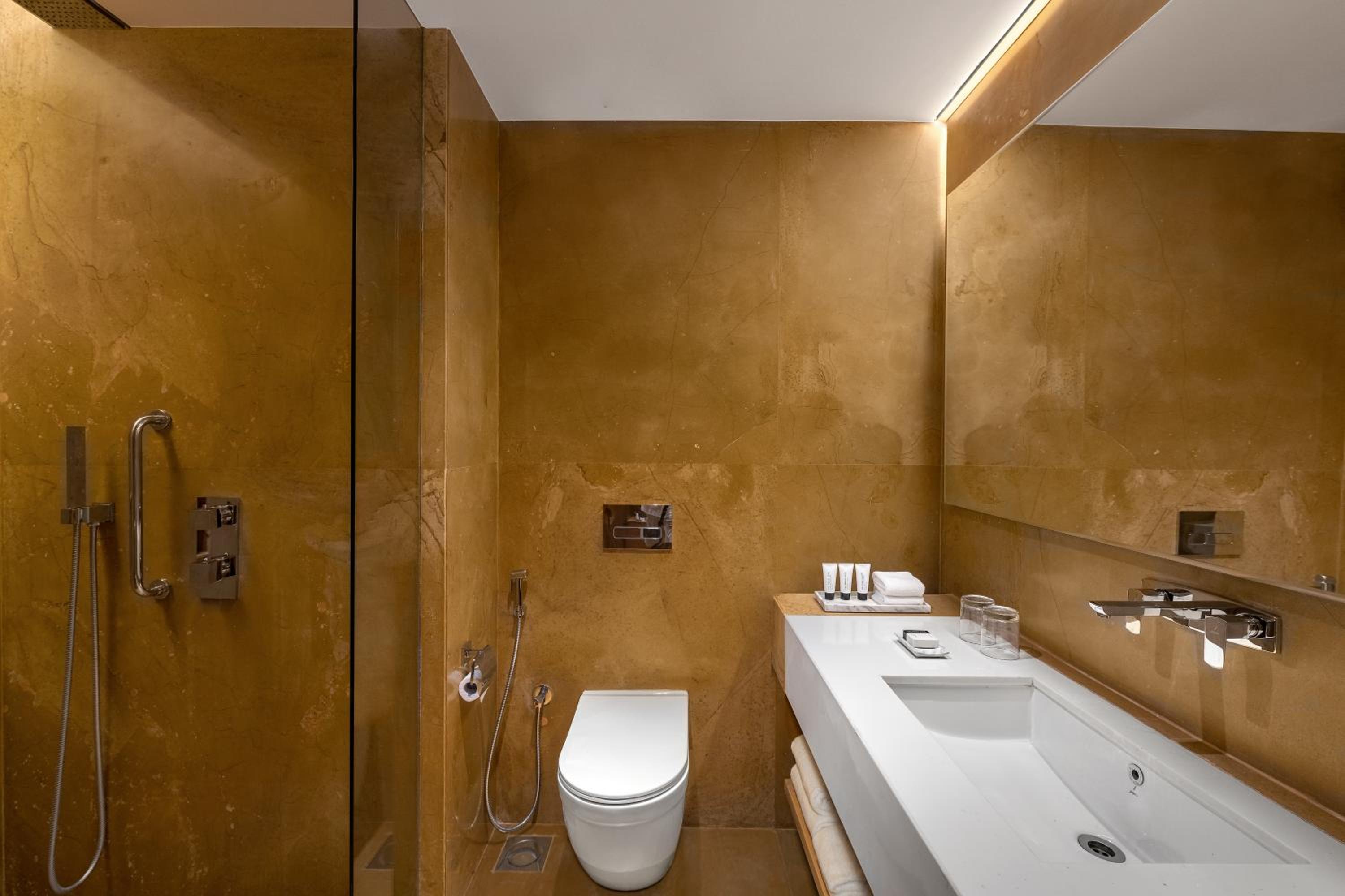 Deluxe Twin Room - Photo 4