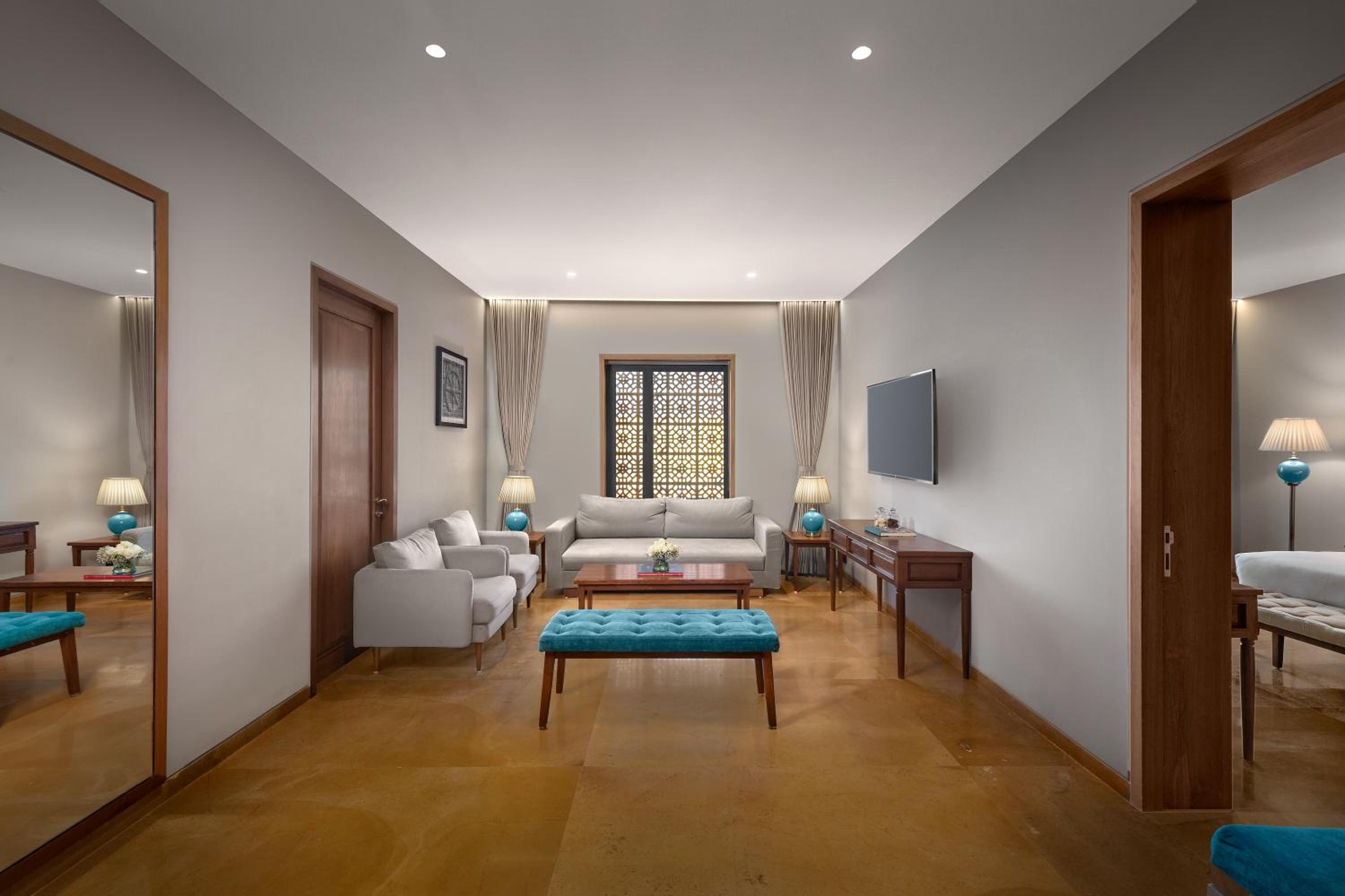 Deluxe Suite - Photo 4