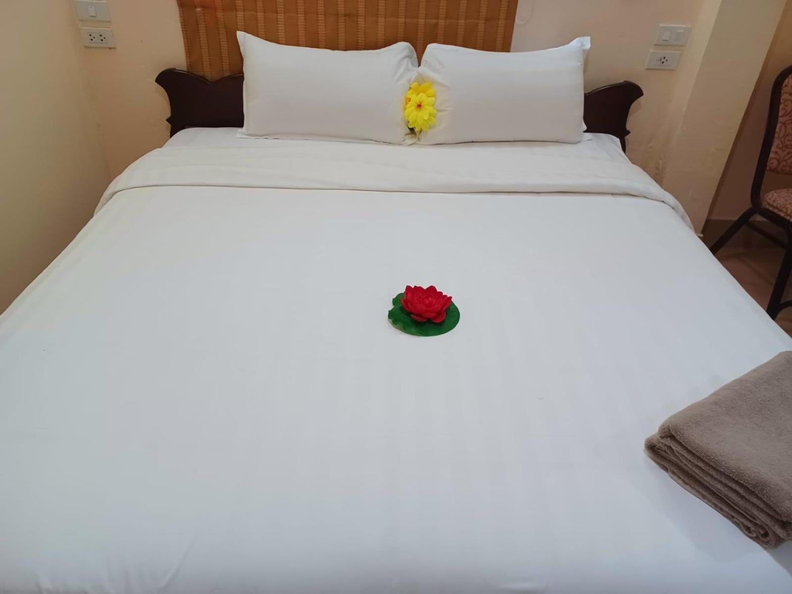 Standard Double Room - Photo 1