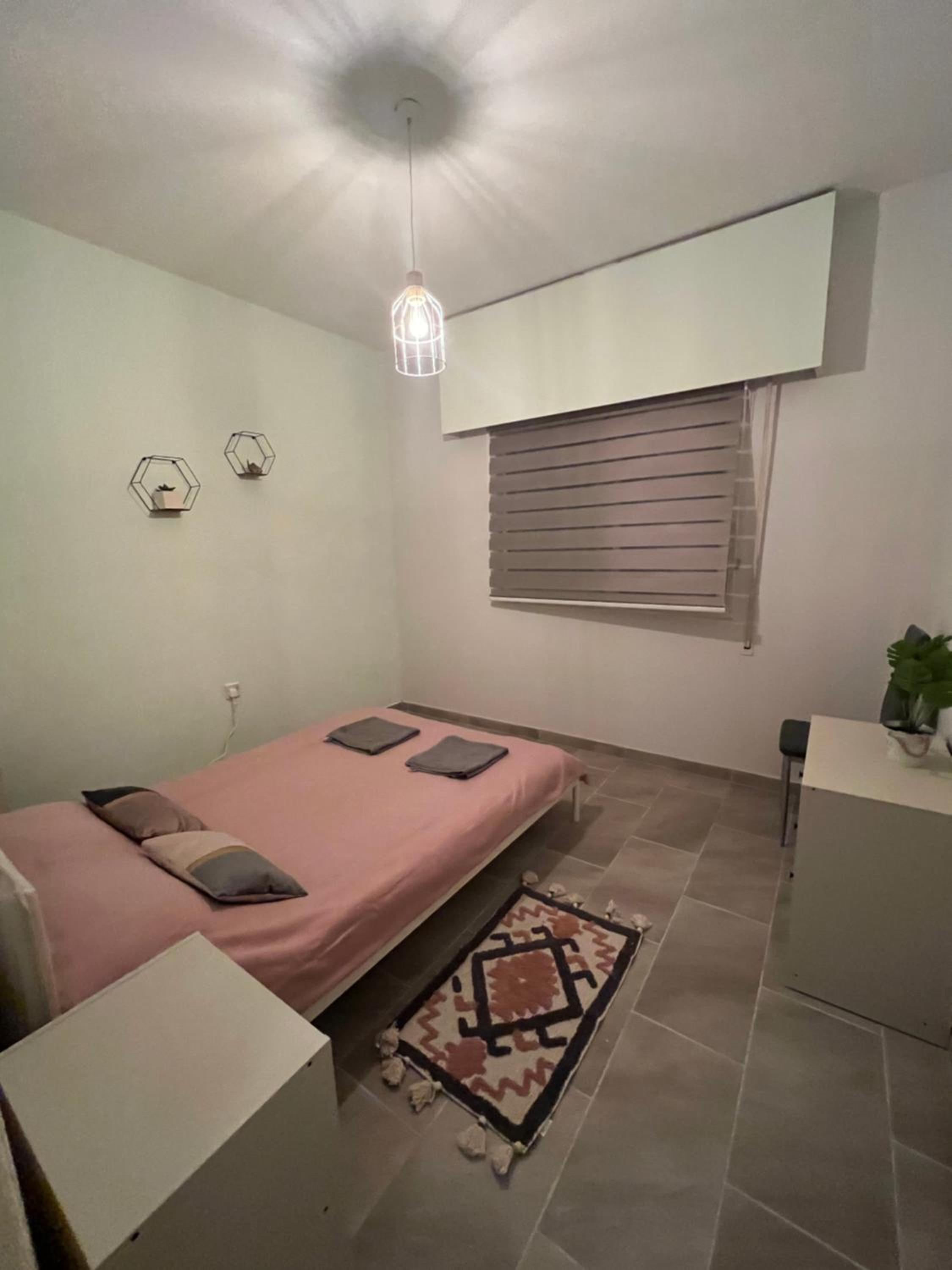 Double Room - Photo 6