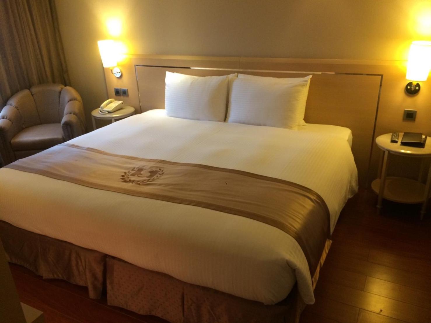 Double Room - Photo 10