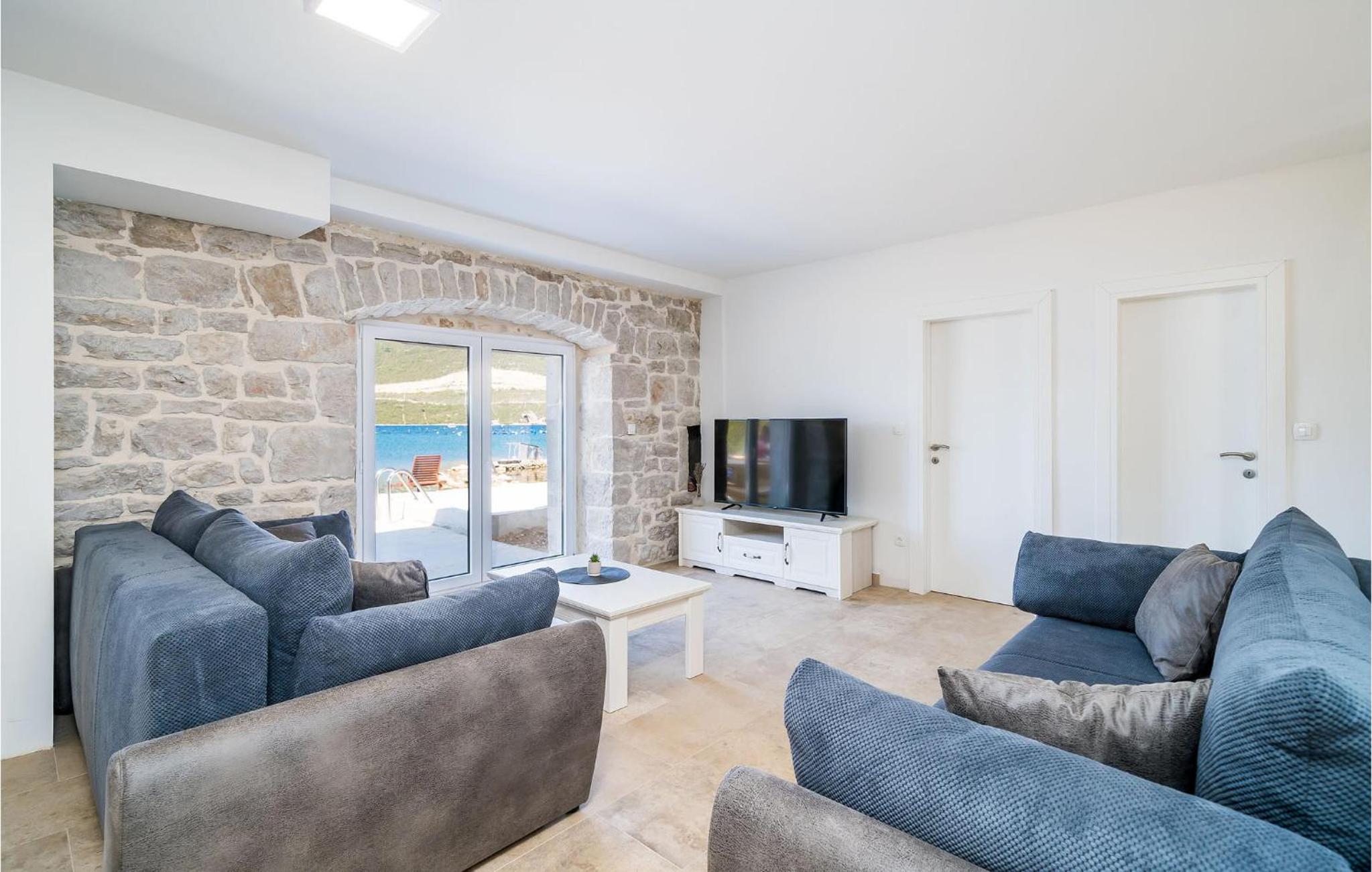 Five-Bedroom Holiday Home