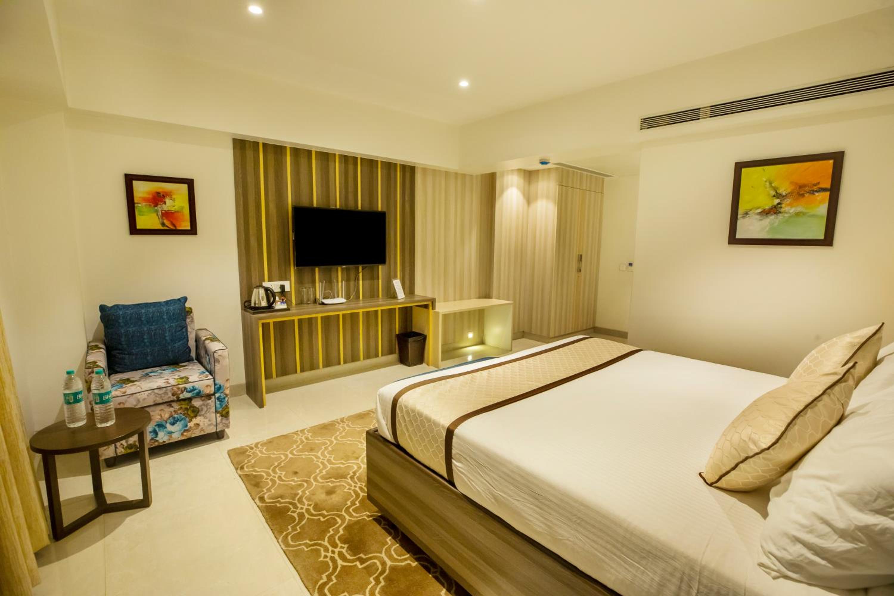 Executive Room photo 3