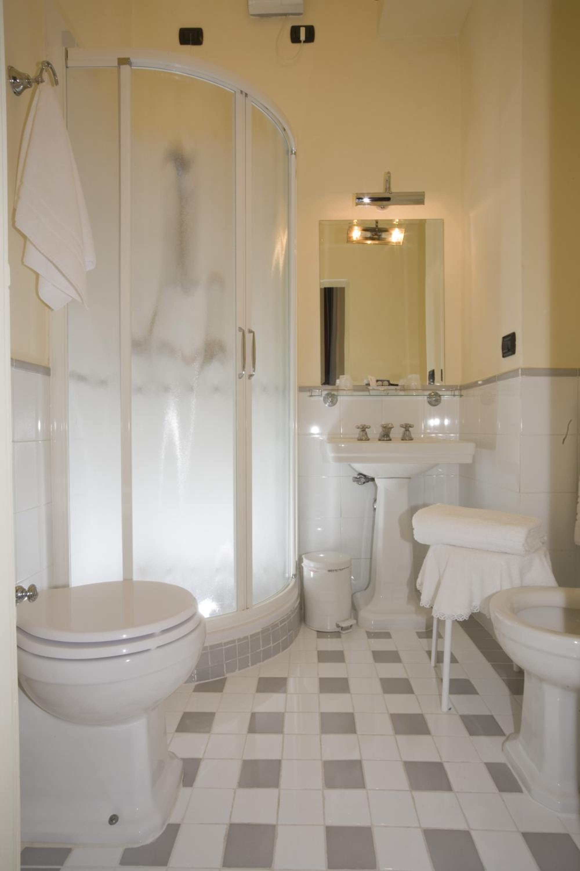 Apartment with 2 bedrooms and view of the Dome of the Cathedral (4 Adults) photo 3