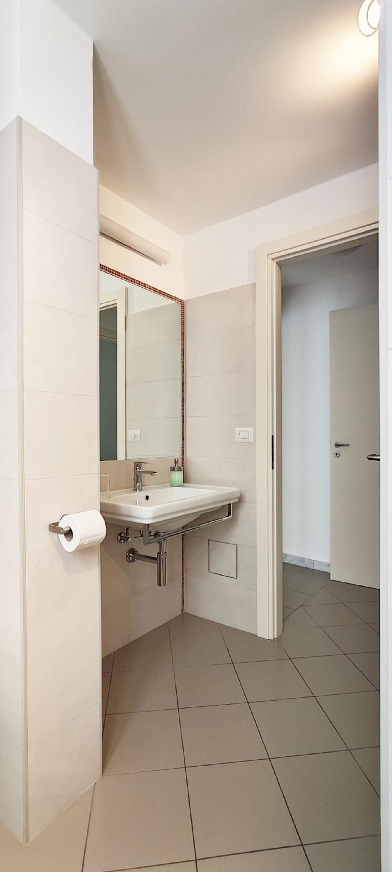 One-Bedroom Apartment - Photo 6