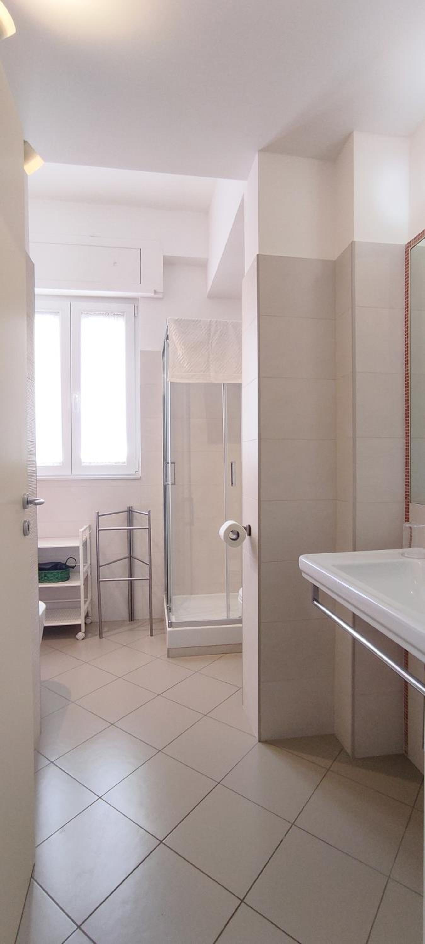 One-Bedroom Apartment - Photo 21